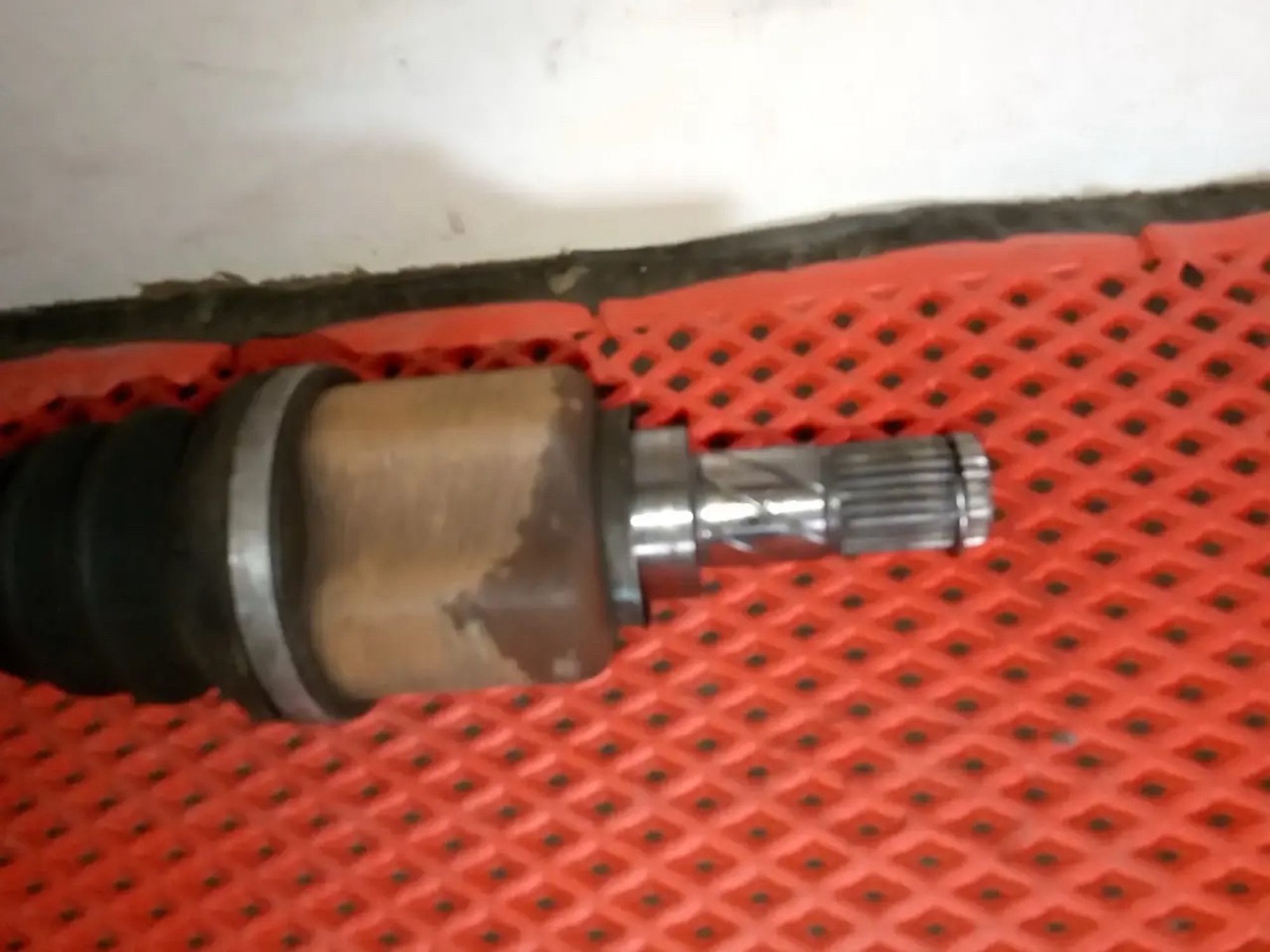 https://ycs.partsauto.market/partsauto-images/thmbs/userImages/a486c87f8955b6e25f9185efee619899/part/06cad9b7-135d-41a1-9613-c86c3c4b3277_1779793112043.jpg