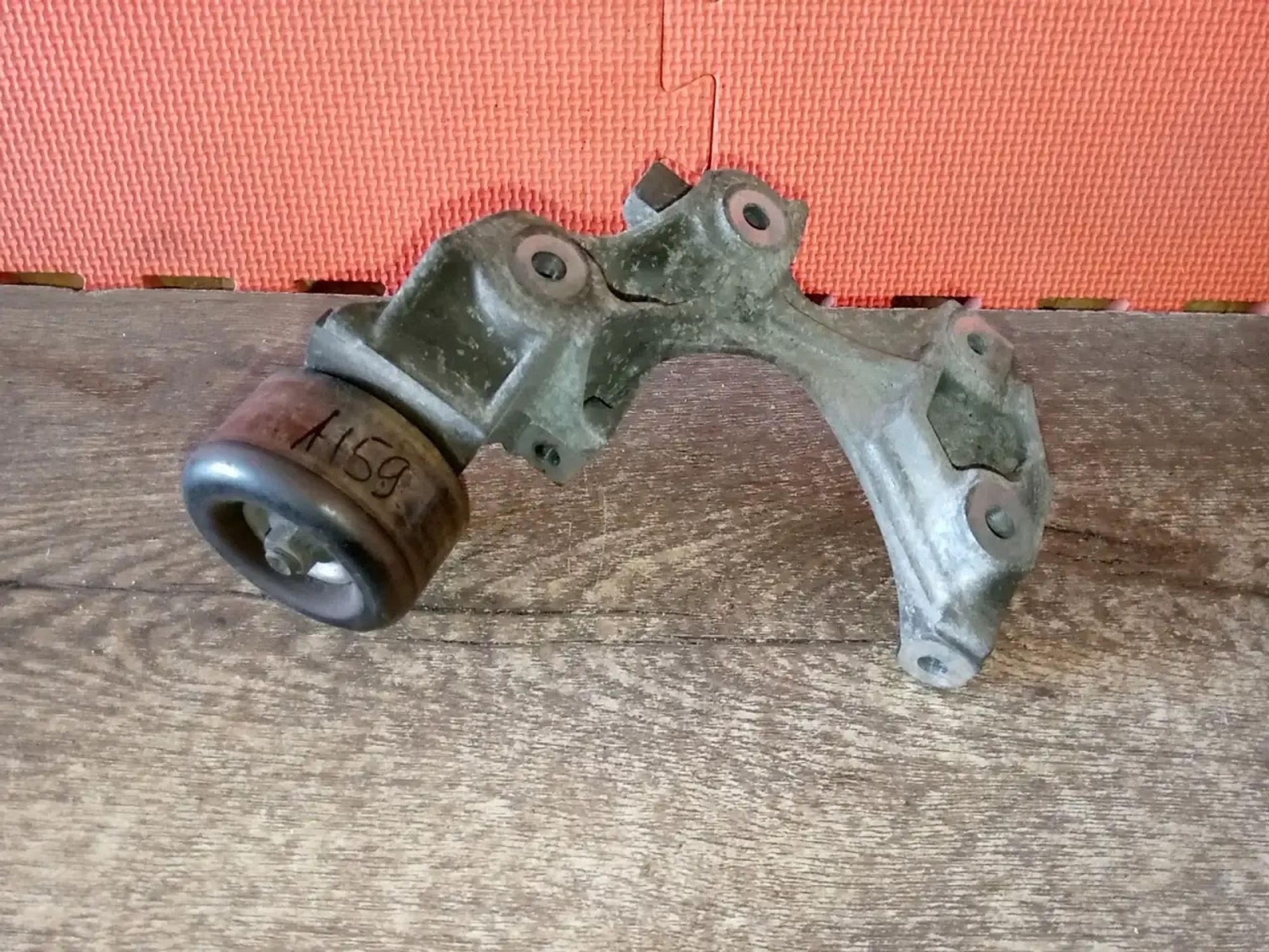 https://ycs.partsauto.market/partsauto-images/thmbs/userImages/a486c87f8955b6e25f9185efee619899/part/07894c7e-7c23-4211-99b7-ef65ad7dc568_1780043822716.jpg