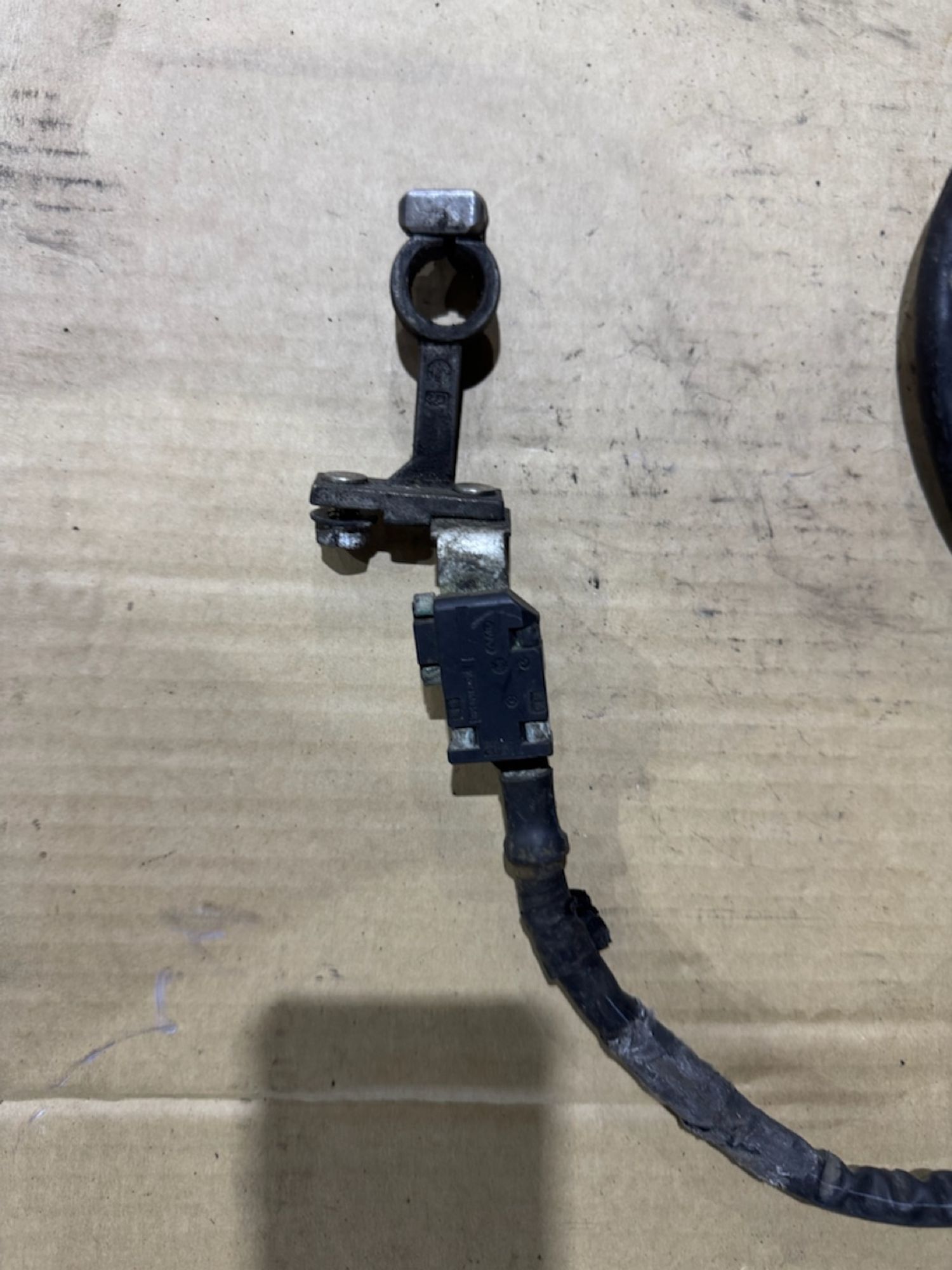 https://ycs.partsauto.market/partsauto-images/thmbs/userImages/a486c87f8955b6e25f9185efee619899/part/09136f51-0d01-423d-a44f-7549df83d8c2_1784966943223.jpg