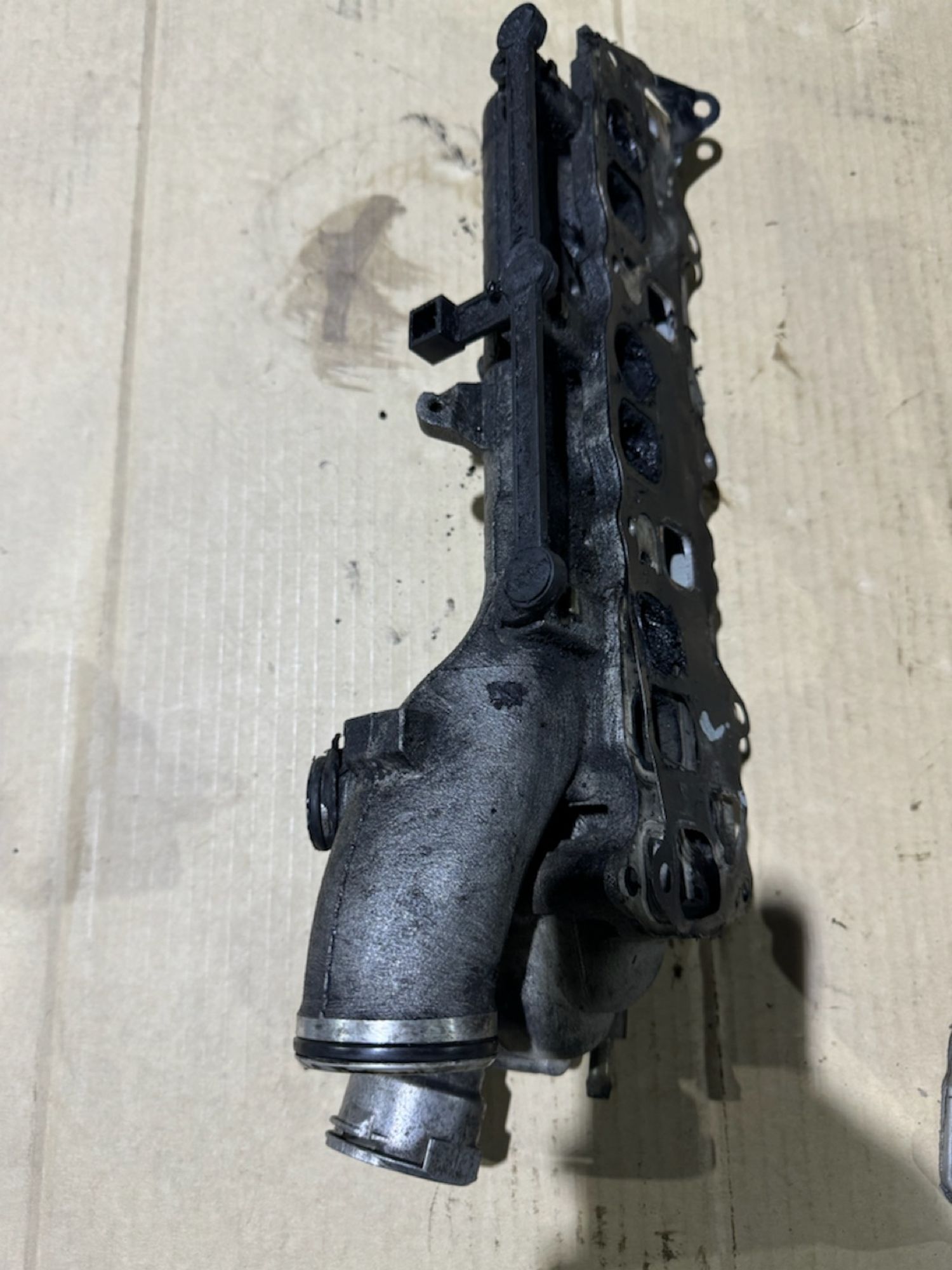 https://ycs.partsauto.market/partsauto-images/thmbs/userImages/a486c87f8955b6e25f9185efee619899/part/097d4643-73fa-45f3-b4d2-ecbf1d17e110_1775853973948.jpg