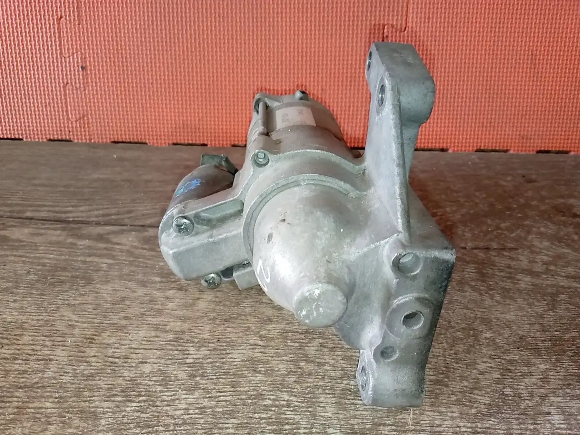 https://ycs.partsauto.market/partsauto-images/thmbs/userImages/a486c87f8955b6e25f9185efee619899/part/0a9f5aaf-c259-4ea1-94bb-1107d41e8d6c_1786976274450.jpg