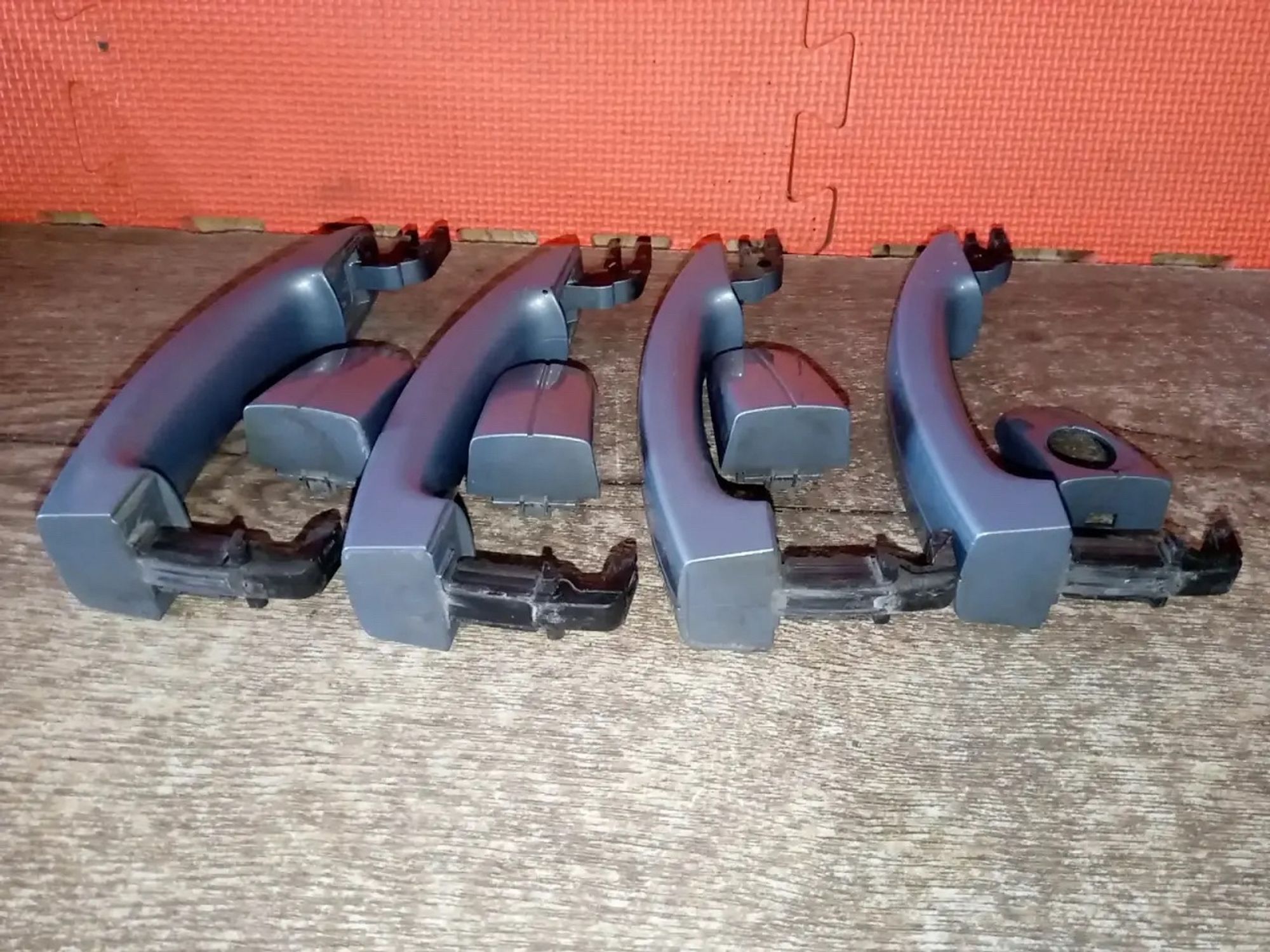 https://ycs.partsauto.market/partsauto-images/thmbs/userImages/a486c87f8955b6e25f9185efee619899/part/0b5685b6-e18c-4649-84b7-64fe4e840695_1778653174921.jpg