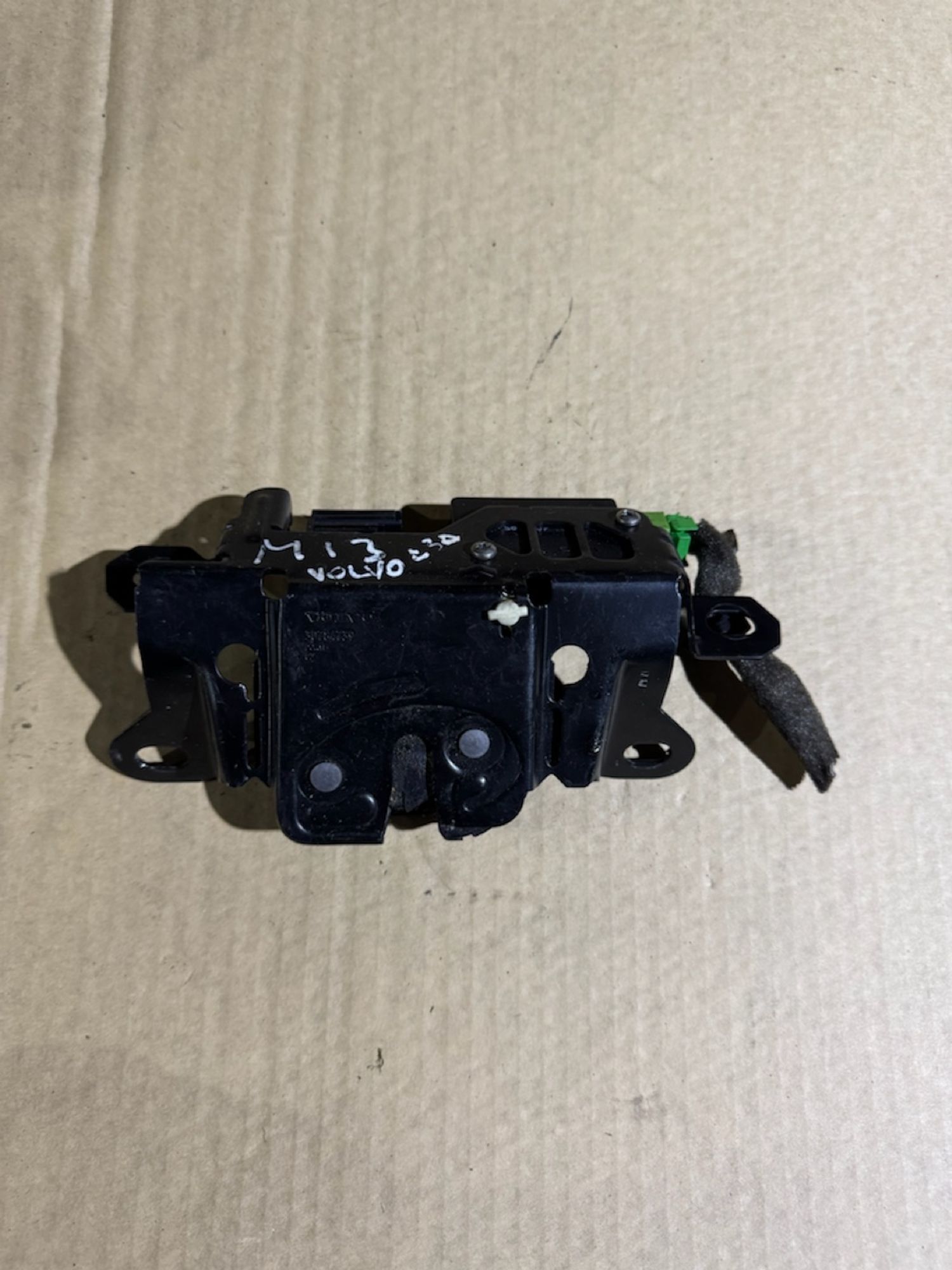 https://ycs.partsauto.market/partsauto-images/thmbs/userImages/a486c87f8955b6e25f9185efee619899/part/0bceab1e-2102-47c1-806d-f245d175668b_1784210157494.jpg