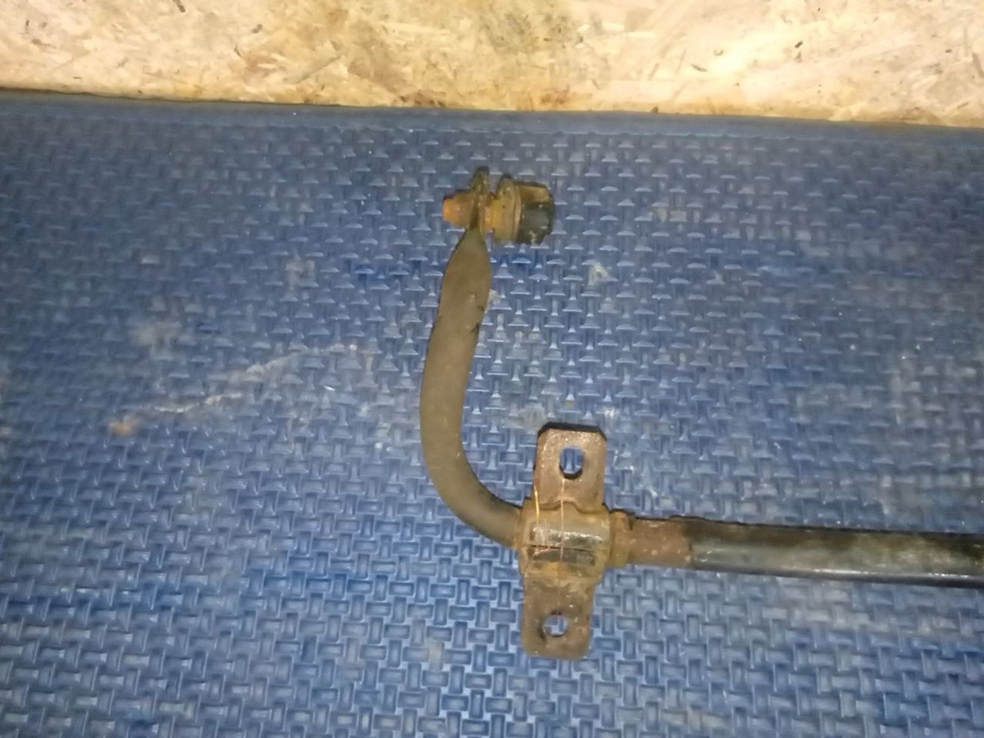 https://ycs.partsauto.market/partsauto-images/thmbs/userImages/a486c87f8955b6e25f9185efee619899/part/0bdcfb86-0057-4cfb-bf2b-f7dece2195a2_1775856309515.jpg