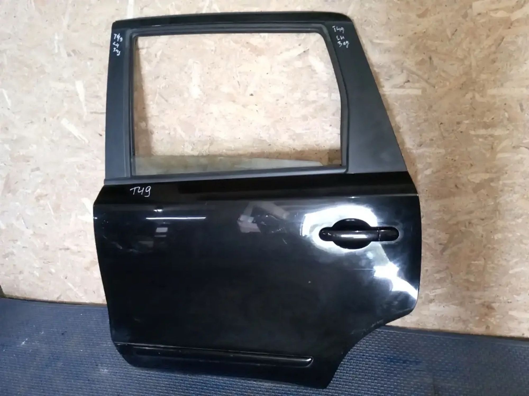 https://ycs.partsauto.market/partsauto-images/thmbs/userImages/a486c87f8955b6e25f9185efee619899/part/0c749b66-1ffd-4a57-ac3c-21142f8407e7_1787138876377.jpg