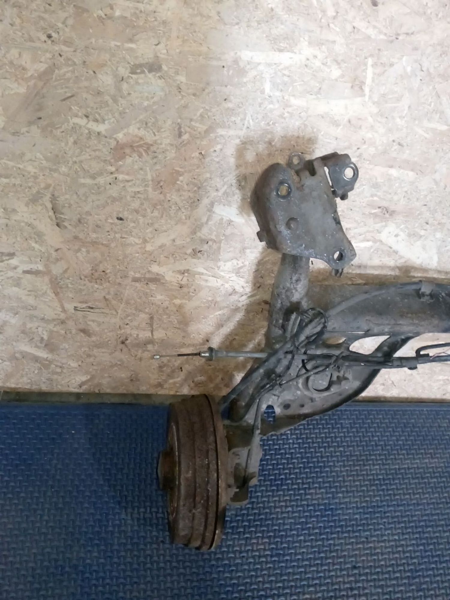 https://ycs.partsauto.market/partsauto-images/thmbs/userImages/a486c87f8955b6e25f9185efee619899/part/0ccd61f9-fce5-4250-83f1-45c110a469ee_1782455804982.jpg