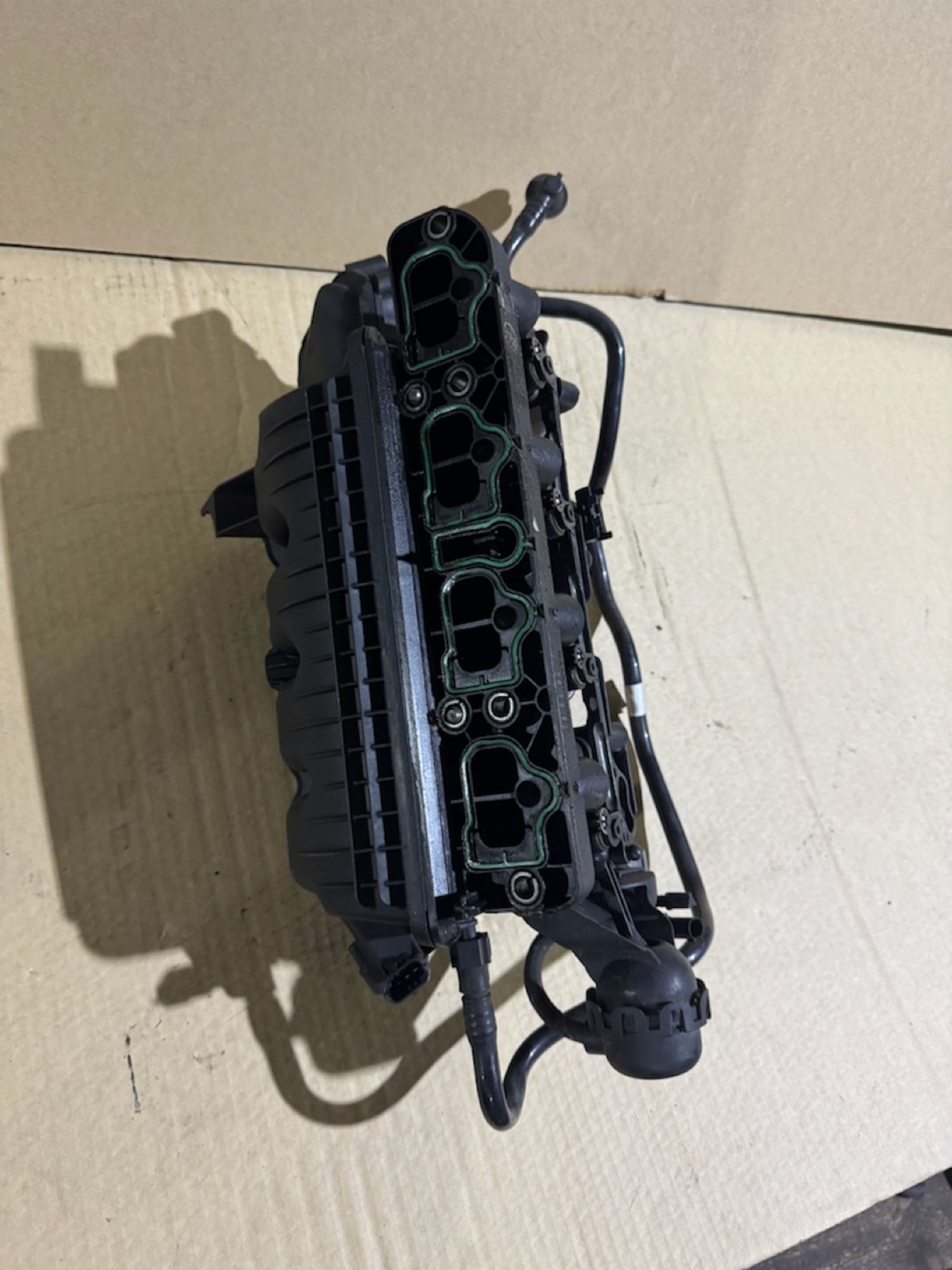 https://ycs.partsauto.market/partsauto-images/thmbs/userImages/a486c87f8955b6e25f9185efee619899/part/0d736636-5b99-432a-8cba-164066361567_1786255400600.jpg