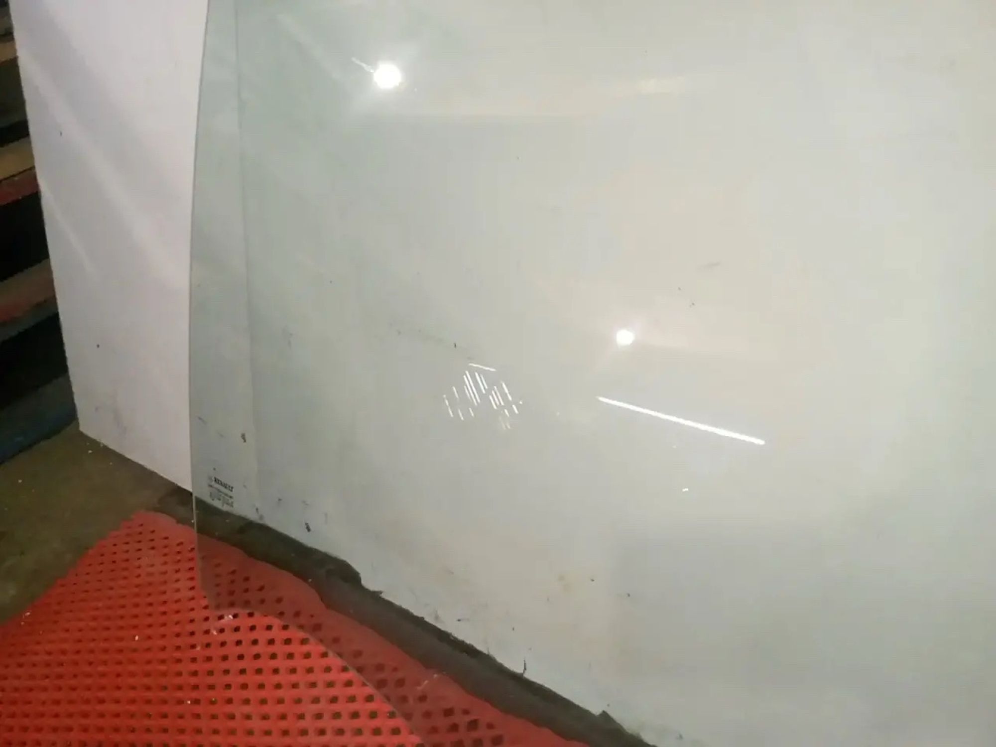 https://ycs.partsauto.market/partsauto-images/thmbs/userImages/a486c87f8955b6e25f9185efee619899/part/0d941619-ec6f-483e-9b7e-0db035ec6b6b_1783547031029.jpg
