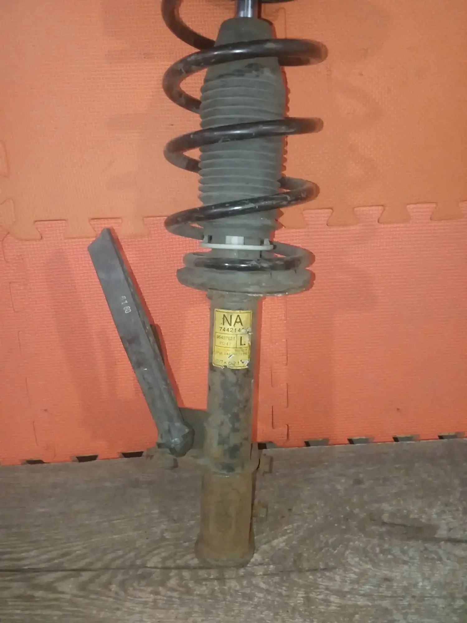 https://ycs.partsauto.market/partsauto-images/thmbs/userImages/a486c87f8955b6e25f9185efee619899/part/0ec86c17-5609-477b-9083-cd852bfd07f3_1776666955890.jpg