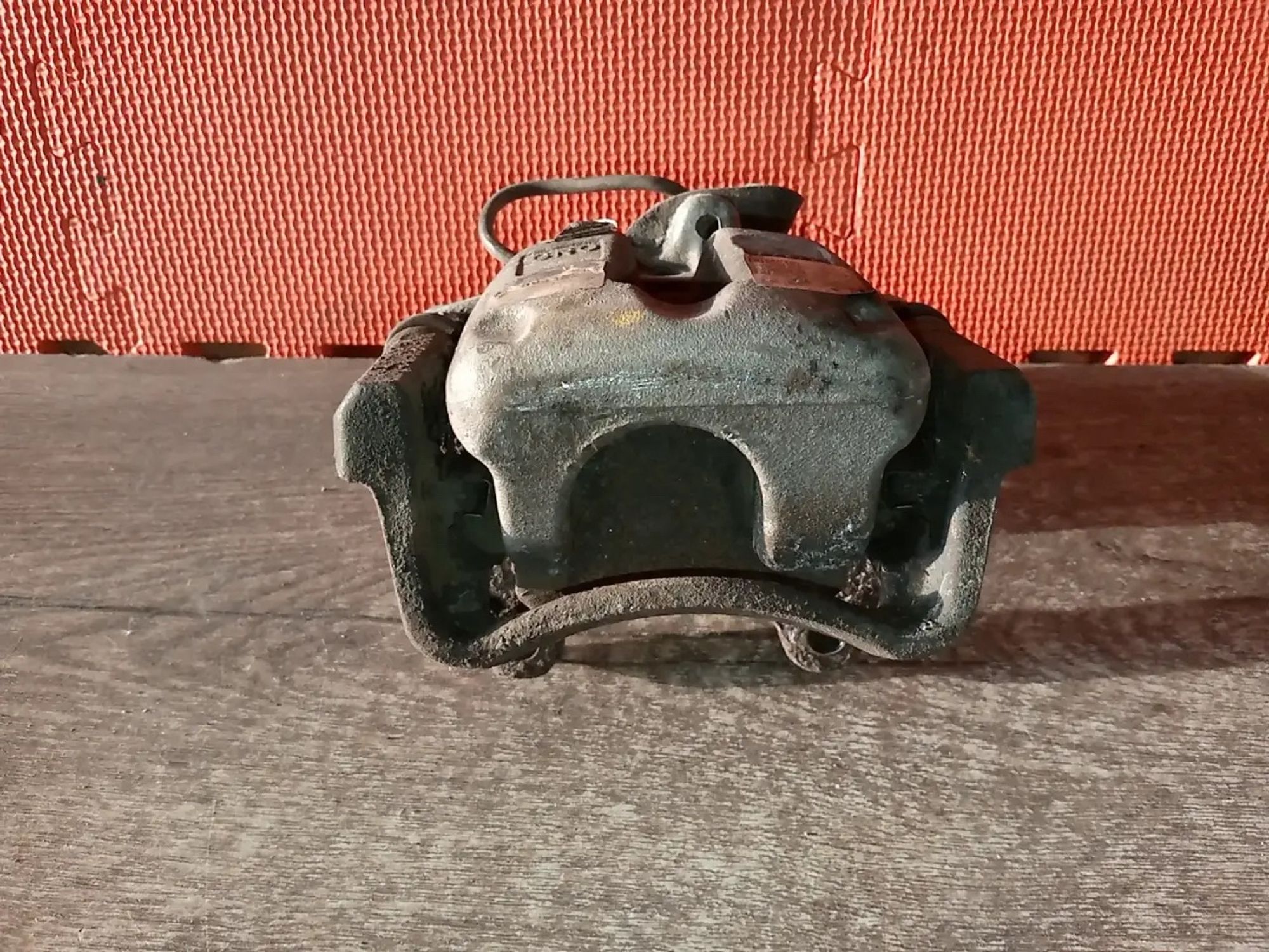 https://ycs.partsauto.market/partsauto-images/thmbs/userImages/a486c87f8955b6e25f9185efee619899/part/0fa7cb6e-d8c6-477e-acd8-fb56b9831f4b_1779344244905.jpg