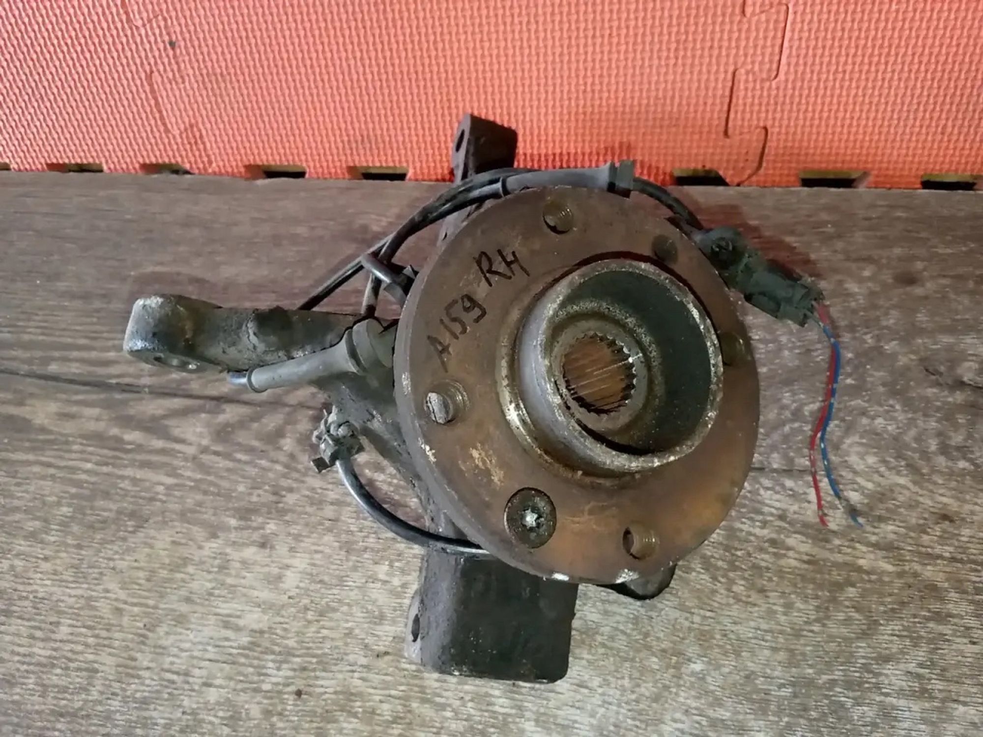 https://ycs.partsauto.market/partsauto-images/thmbs/userImages/a486c87f8955b6e25f9185efee619899/part/103f614b-4f8a-4798-a6c1-a34629426bc3_1779793360299.jpg