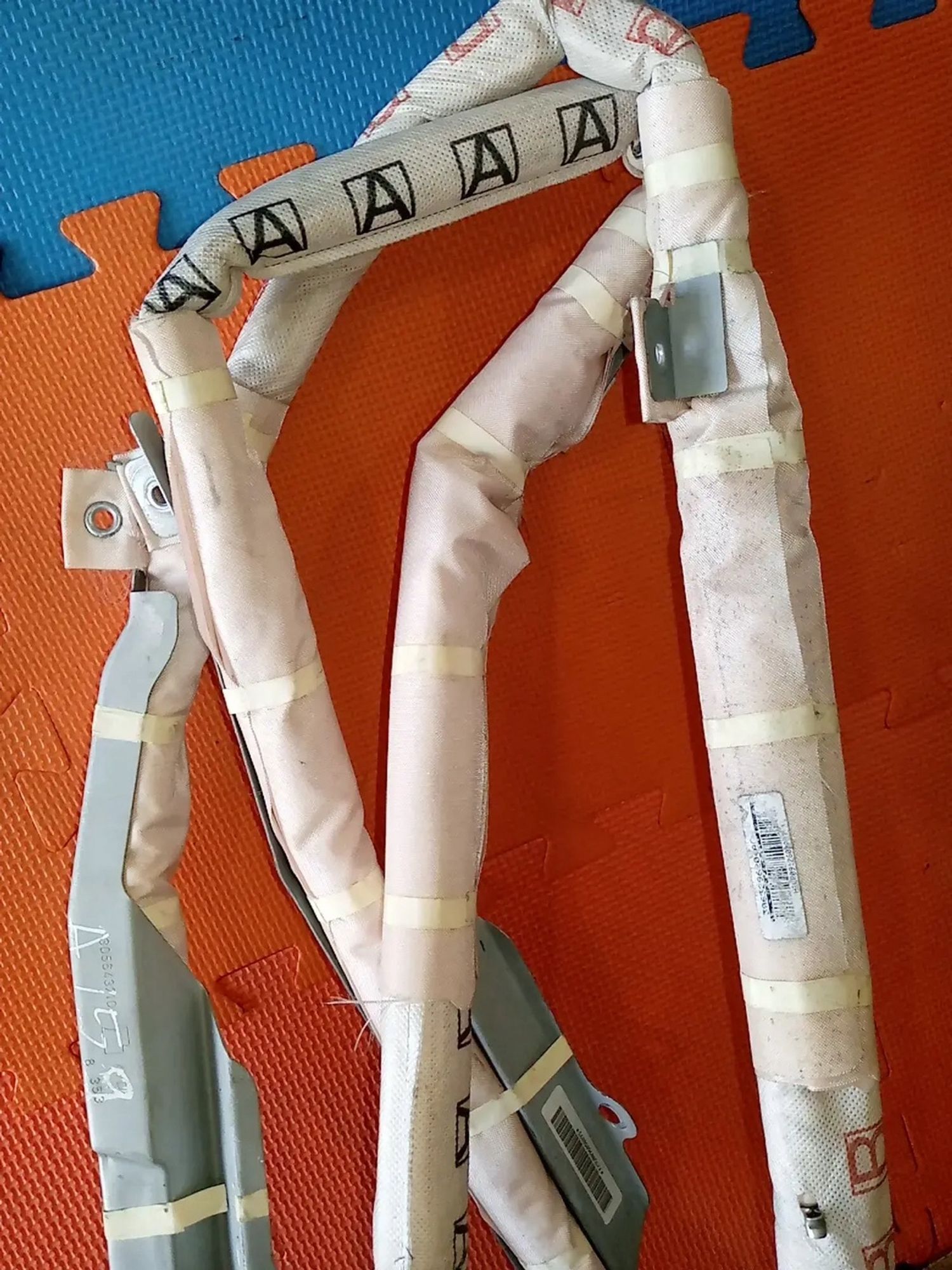 https://ycs.partsauto.market/partsauto-images/thmbs/userImages/a486c87f8955b6e25f9185efee619899/part/114cb429-b88b-4d44-b6d7-af2d61b1c92f_1780043818704.jpg