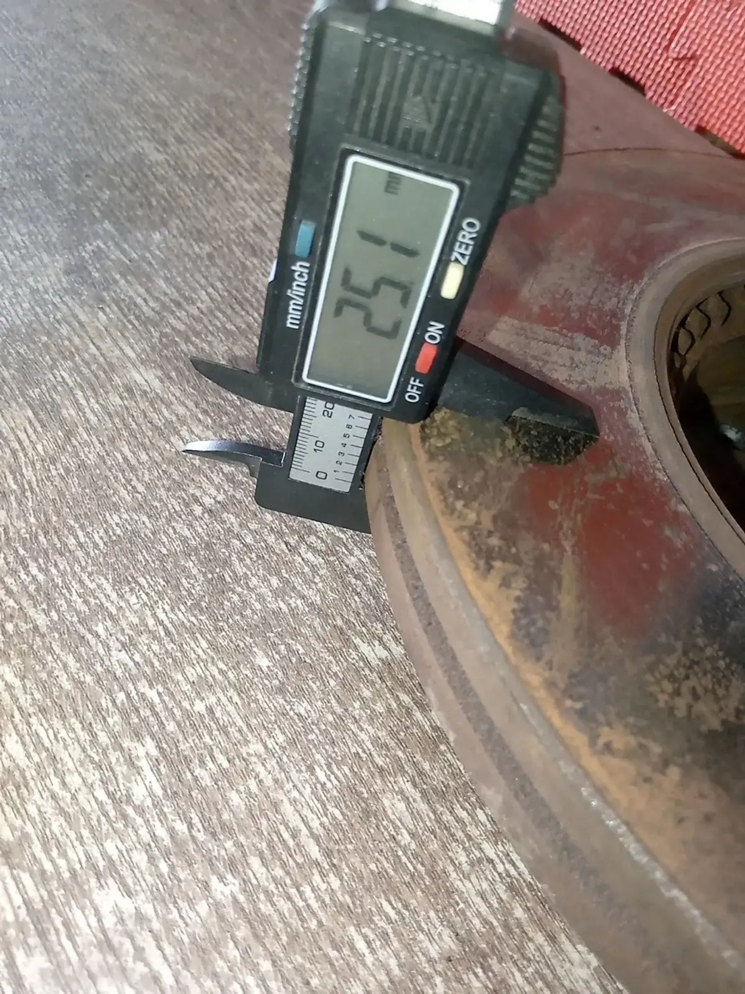 https://ycs.partsauto.market/partsauto-images/thmbs/userImages/a486c87f8955b6e25f9185efee619899/part/1176e2fa-08c2-46f5-b791-9ddc47db4077_1783507906351.jpg