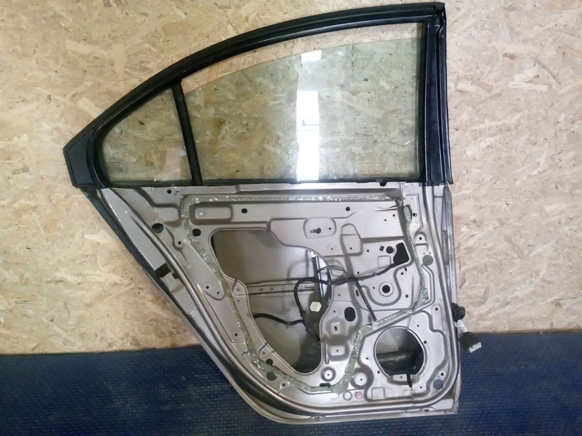 https://ycs.partsauto.market/partsauto-images/thmbs/userImages/a486c87f8955b6e25f9185efee619899/part/1199ce42-ef1c-4904-b764-4198dcb42fc2_1775856552137.jpg