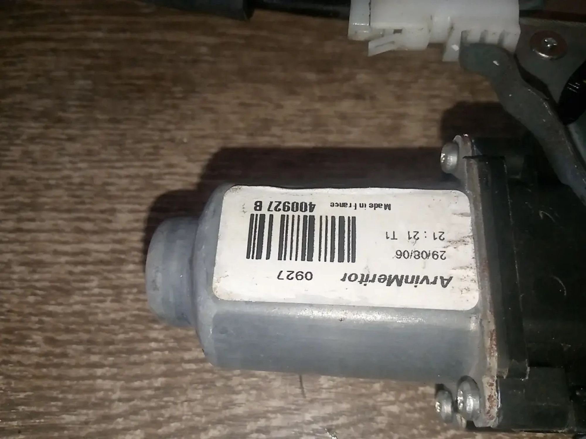 https://ycs.partsauto.market/partsauto-images/thmbs/userImages/a486c87f8955b6e25f9185efee619899/part/11a23414-aba9-4997-a333-c2a9706c0c36_1778190055866.jpg