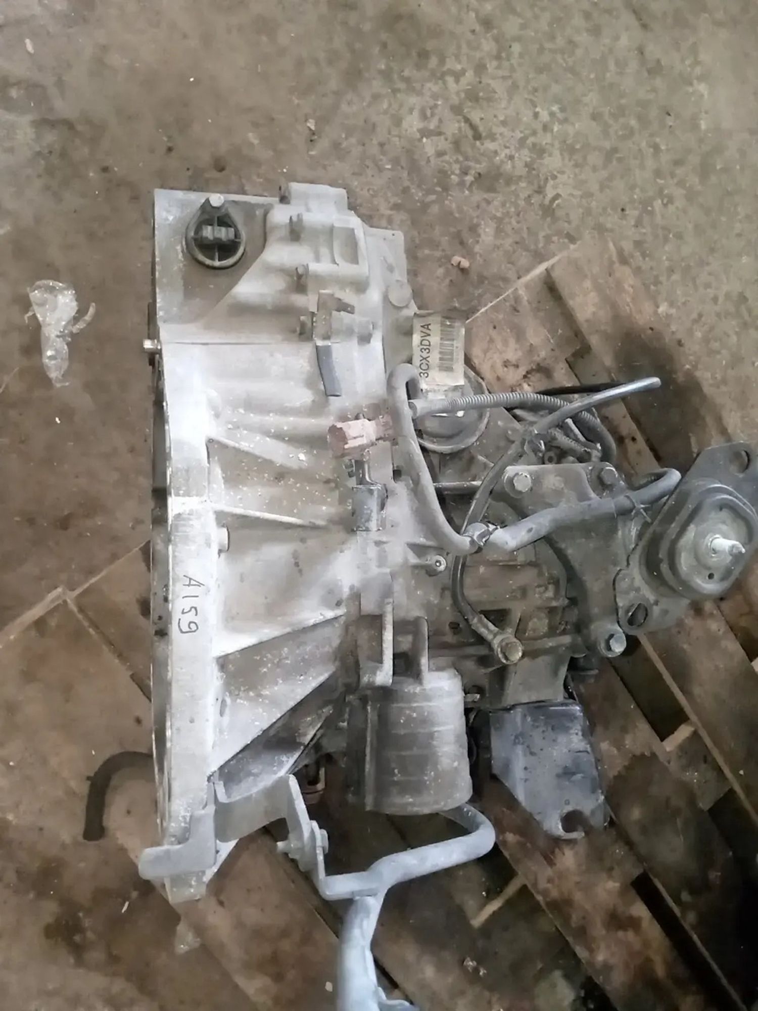 https://ycs.partsauto.market/partsauto-images/thmbs/userImages/a486c87f8955b6e25f9185efee619899/part/15515a20-6bb0-473e-9a4f-383600cebe2e_1780043550787.jpg