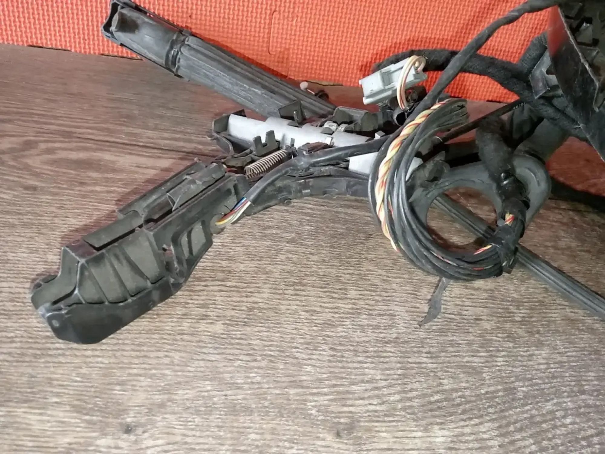 https://ycs.partsauto.market/partsauto-images/thmbs/userImages/a486c87f8955b6e25f9185efee619899/part/16d57359-900f-454e-bbe8-2ff400e4b7a3_1775854401150.jpg