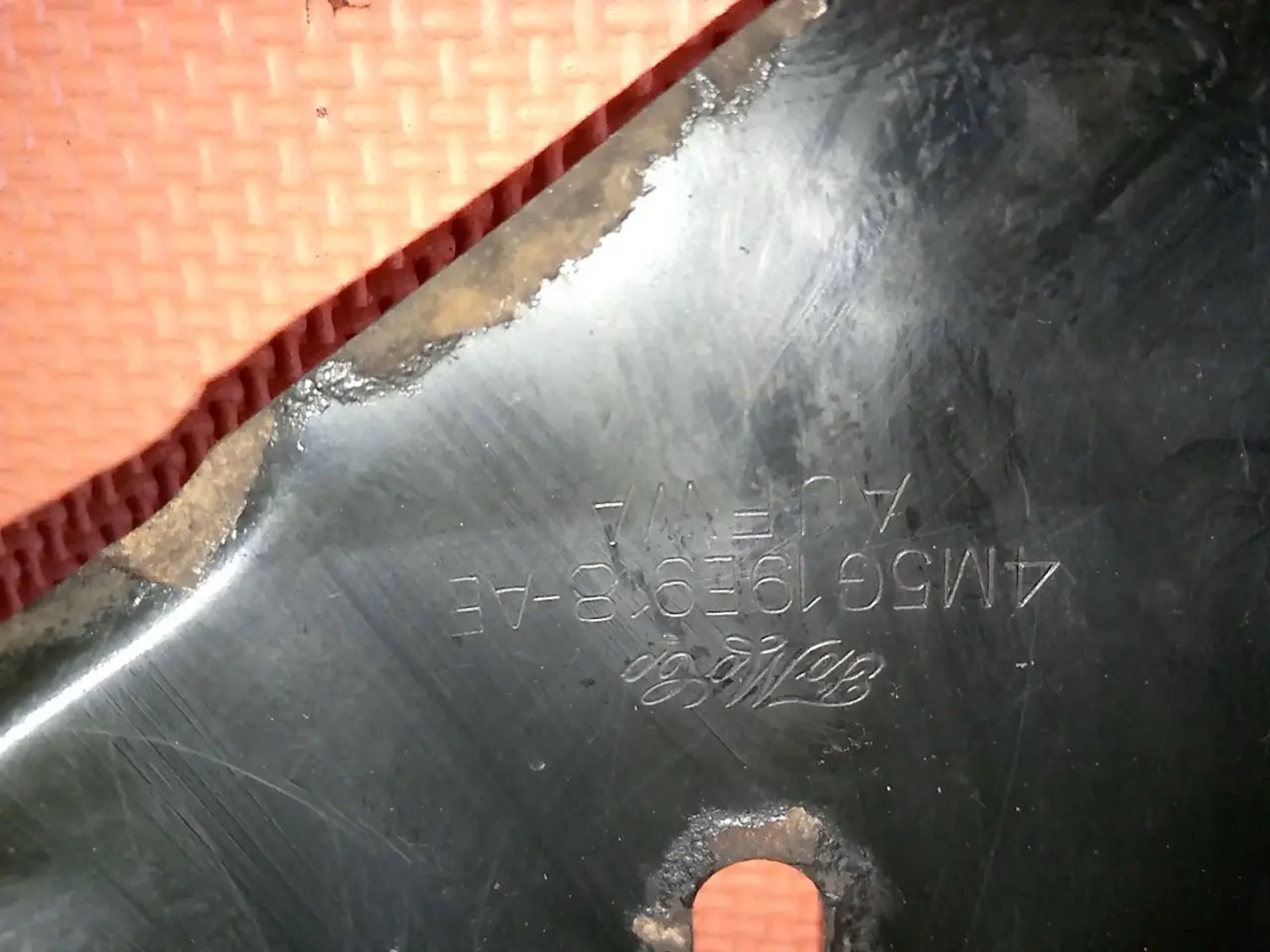 https://ycs.partsauto.market/partsauto-images/thmbs/userImages/a486c87f8955b6e25f9185efee619899/part/18ba44ba-6def-41e1-a0bf-c14c4e909f75_1787085082526.jpg