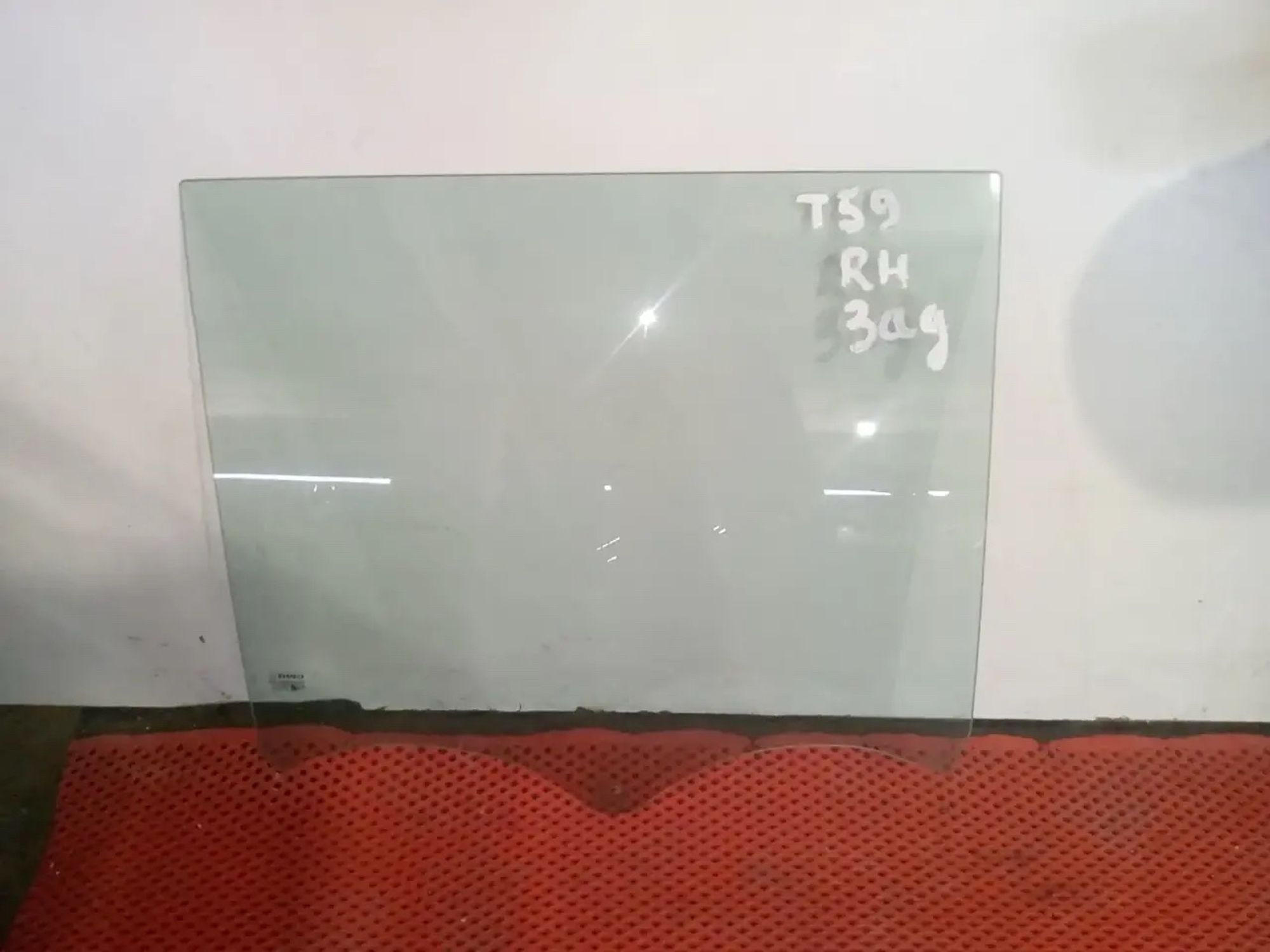https://ycs.partsauto.market/partsauto-images/thmbs/userImages/a486c87f8955b6e25f9185efee619899/part/1973c98f-417f-4348-a1fd-f69cd403d72b_1783547029195.jpg