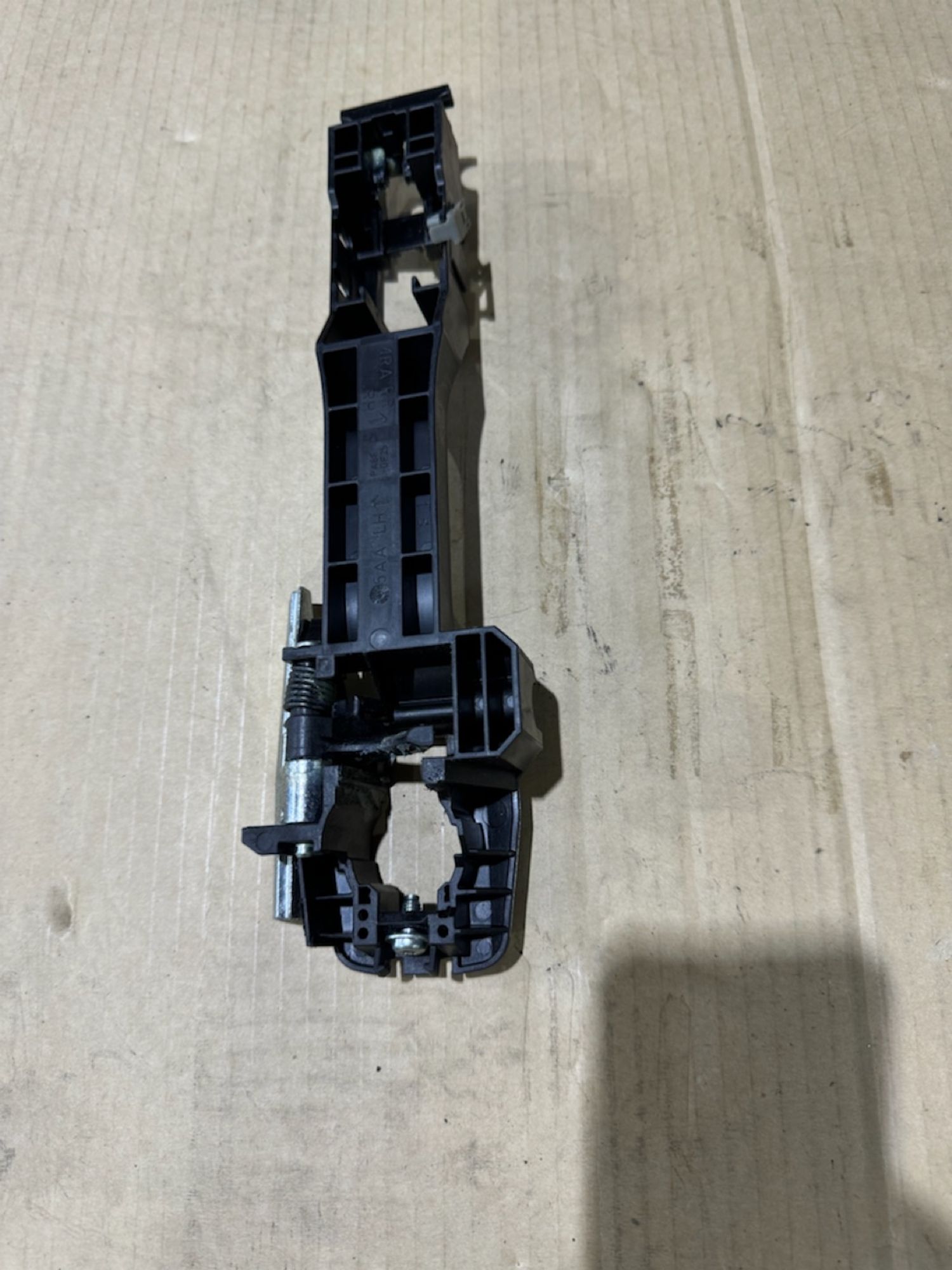 https://ycs.partsauto.market/partsauto-images/thmbs/userImages/a486c87f8955b6e25f9185efee619899/part/197e4c09-672b-4f86-98dd-0bee5a3d9ecb_1776275669187.jpg