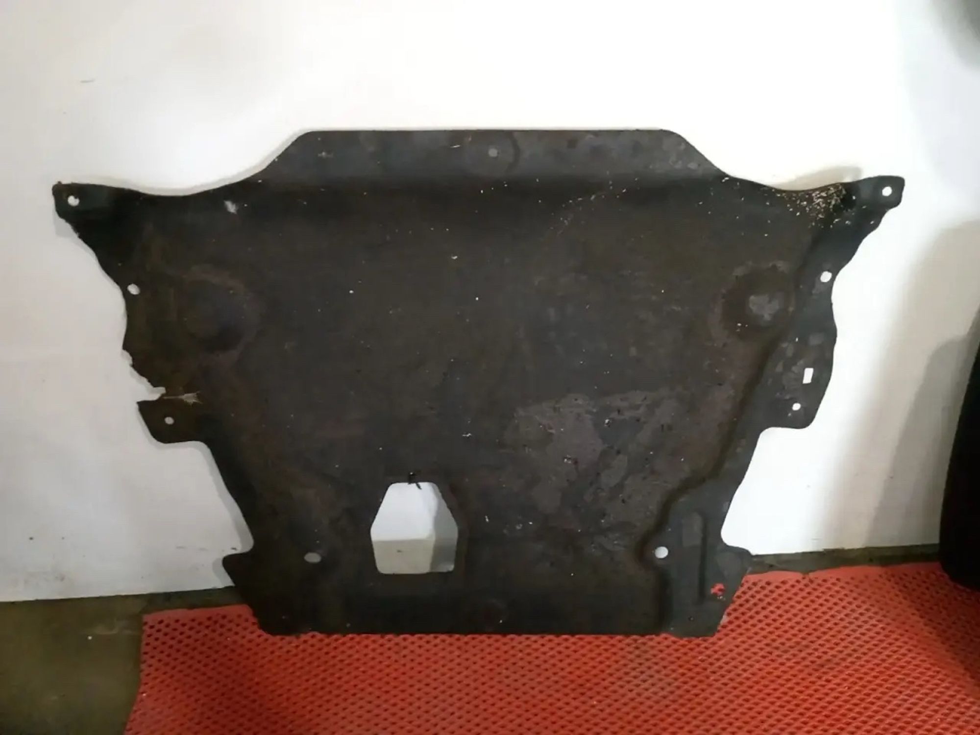 https://ycs.partsauto.market/partsauto-images/thmbs/userImages/a486c87f8955b6e25f9185efee619899/part/19bd42a6-d3c8-4f1e-affb-63bf5eede7fd_1786651071244.jpg