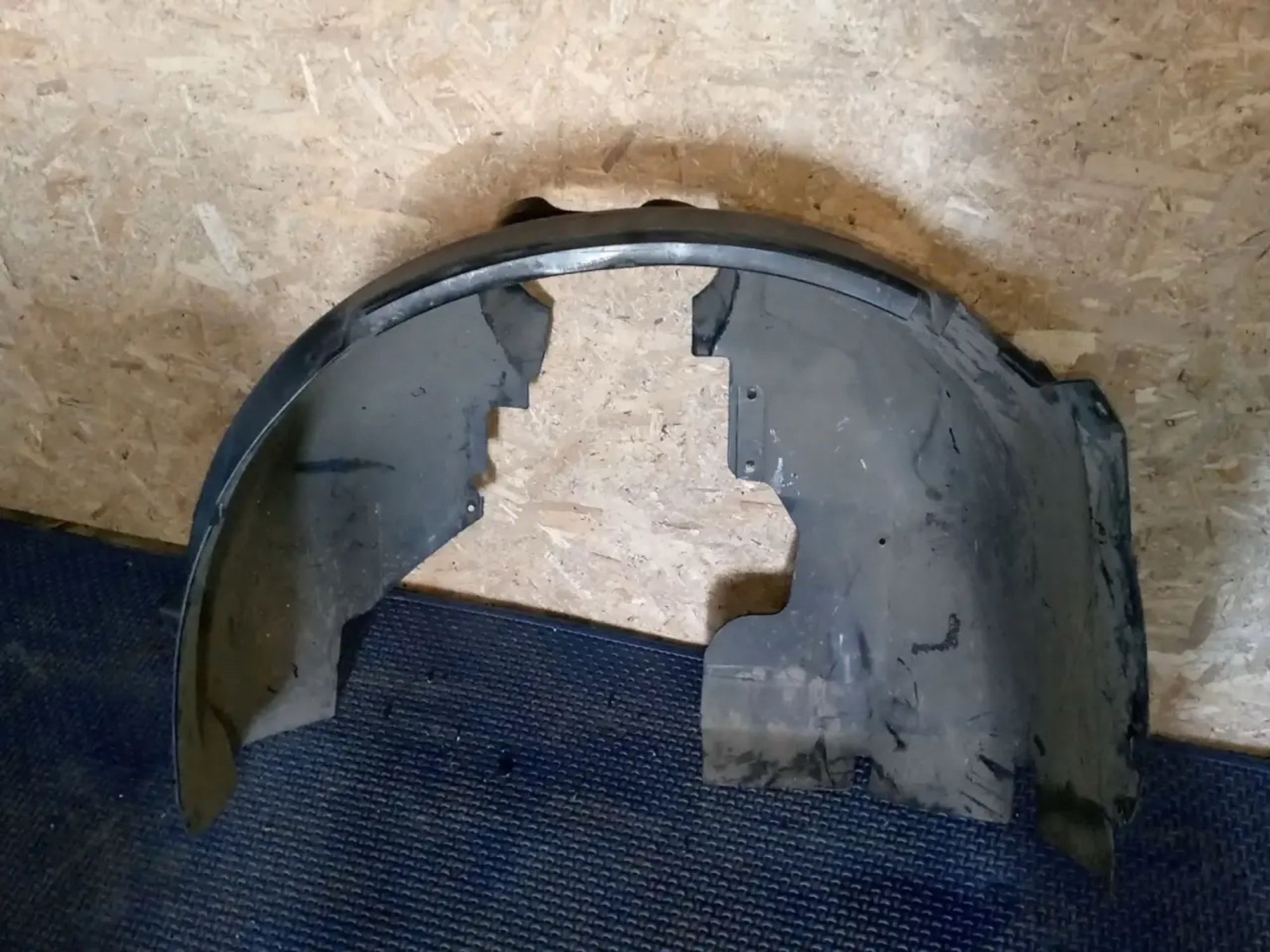 https://ycs.partsauto.market/partsauto-images/thmbs/userImages/a486c87f8955b6e25f9185efee619899/part/19e5be60-5afb-4797-aa04-4cb7d1050478_1784123338723.jpg