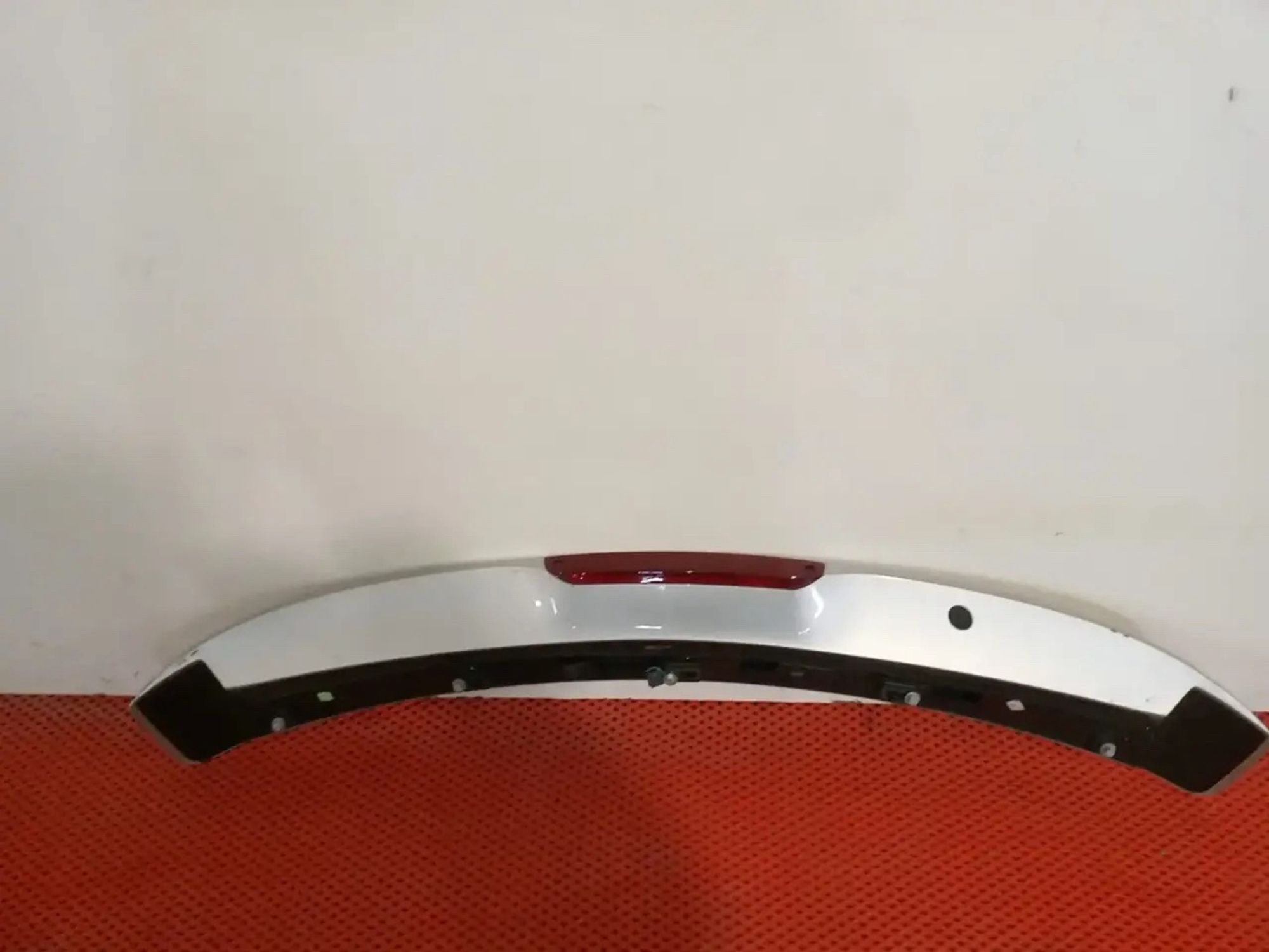 https://ycs.partsauto.market/partsauto-images/thmbs/userImages/a486c87f8955b6e25f9185efee619899/part/19f4ab16-9d51-4c73-8b6d-a889d2f54400_1778603818207.jpg