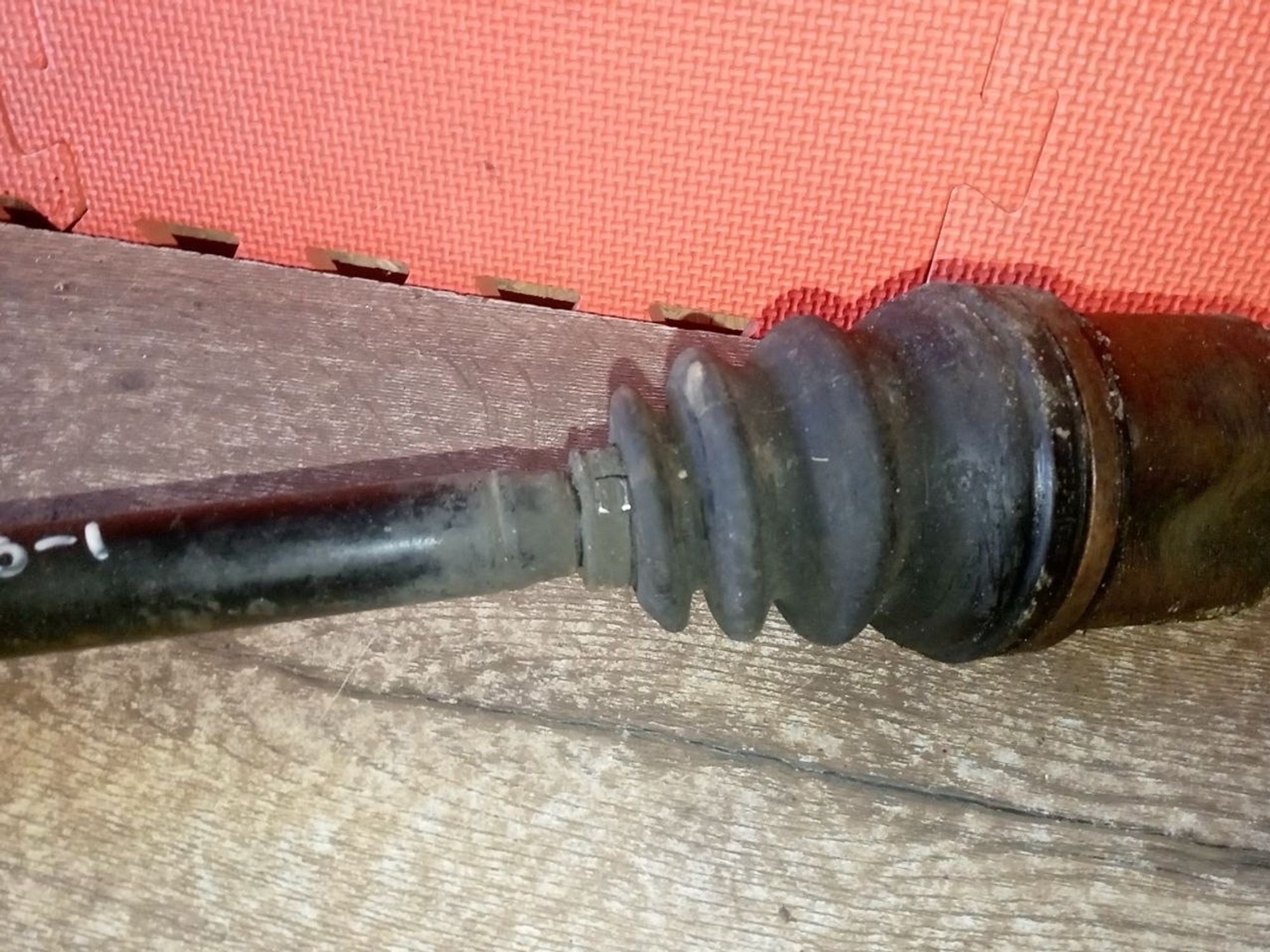 https://ycs.partsauto.market/partsauto-images/thmbs/userImages/a486c87f8955b6e25f9185efee619899/part/1d00e9c2-242d-4855-8ee5-ce401c80786a_1775856282054.jpg