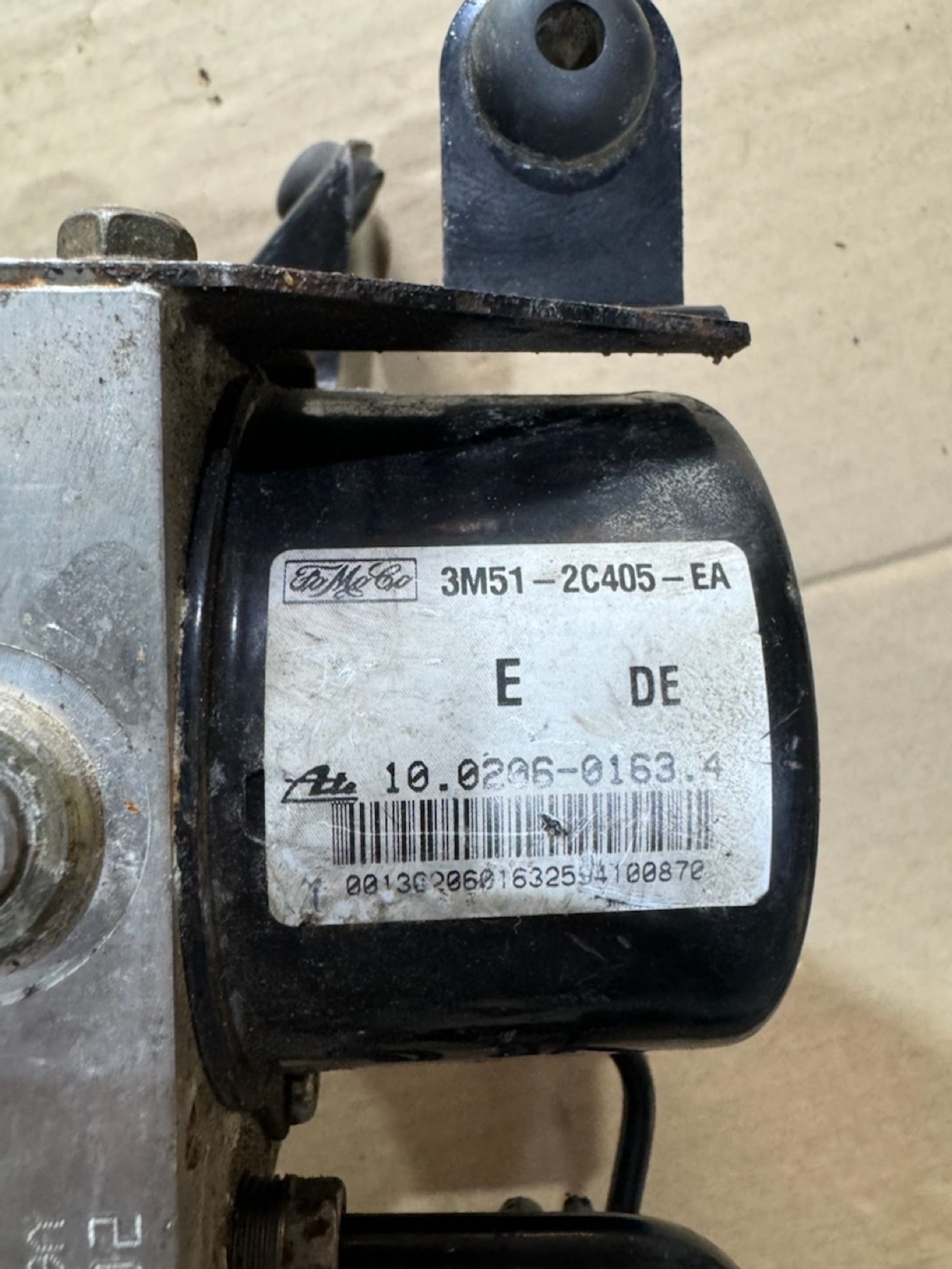 https://ycs.partsauto.market/partsauto-images/thmbs/userImages/a486c87f8955b6e25f9185efee619899/part/1ef00243-6ac3-4e06-b9ee-f07a1de0d2ea_1778190068548.jpg