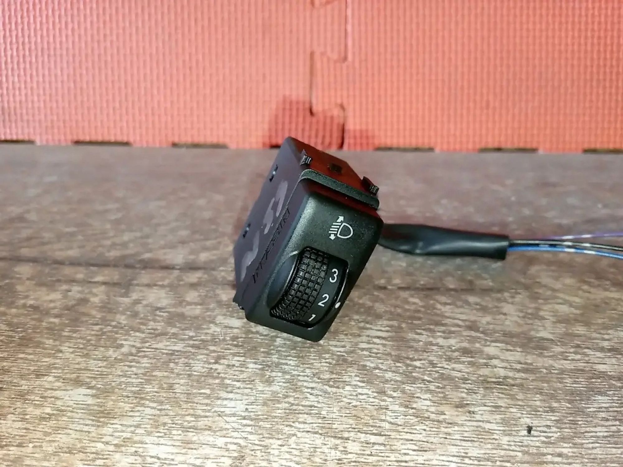 https://ycs.partsauto.market/partsauto-images/thmbs/userImages/a486c87f8955b6e25f9185efee619899/part/1fcfb3f9-3ad5-4b9e-9914-5e7ca8ce8be2_1780043792710.jpg