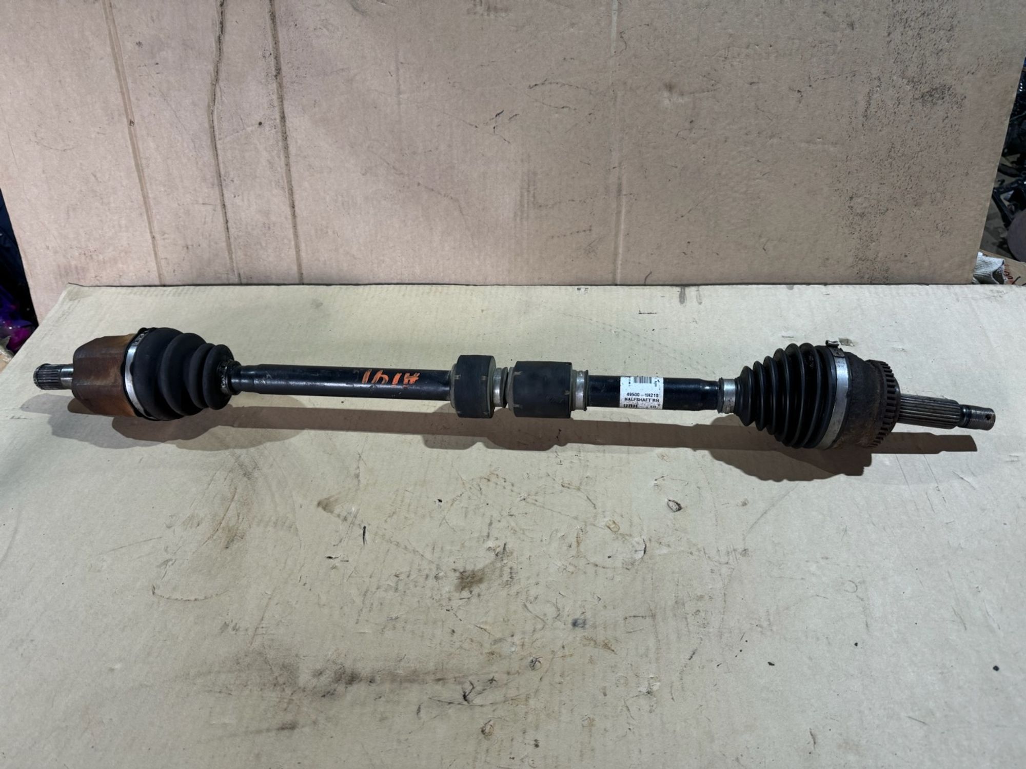 https://ycs.partsauto.market/partsauto-images/thmbs/userImages/a486c87f8955b6e25f9185efee619899/part/223d79c8-29a7-4cb3-b943-916cd166d9d6_1776857583833.jpg