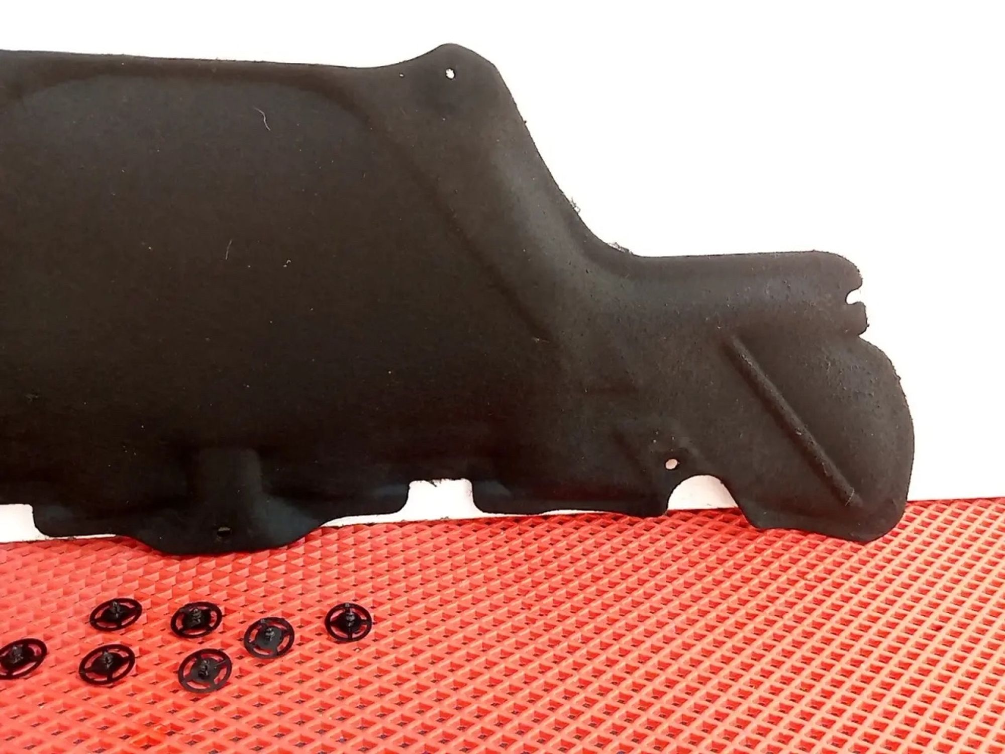 https://ycs.partsauto.market/partsauto-images/thmbs/userImages/a486c87f8955b6e25f9185efee619899/part/226d38de-b3e7-4698-93d0-79a8114c6992_1778190170521.jpg