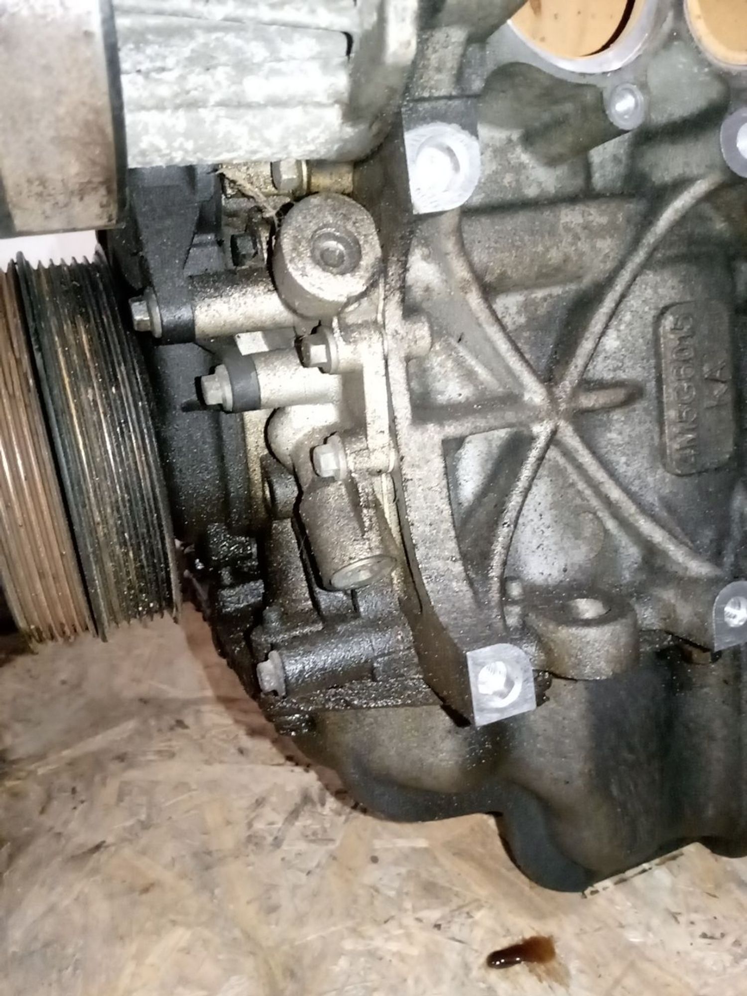 https://ycs.partsauto.market/partsauto-images/thmbs/userImages/a486c87f8955b6e25f9185efee619899/part/24908496-b22f-424d-b207-1fbf1313a29a_1782453974422.jpg