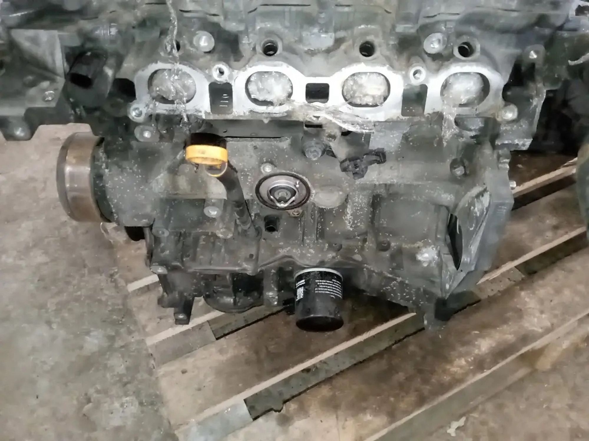 https://ycs.partsauto.market/partsauto-images/thmbs/userImages/a486c87f8955b6e25f9185efee619899/part/256a6ad3-3d60-41e7-b185-9458ea6c47cf_1779786675592.jpg