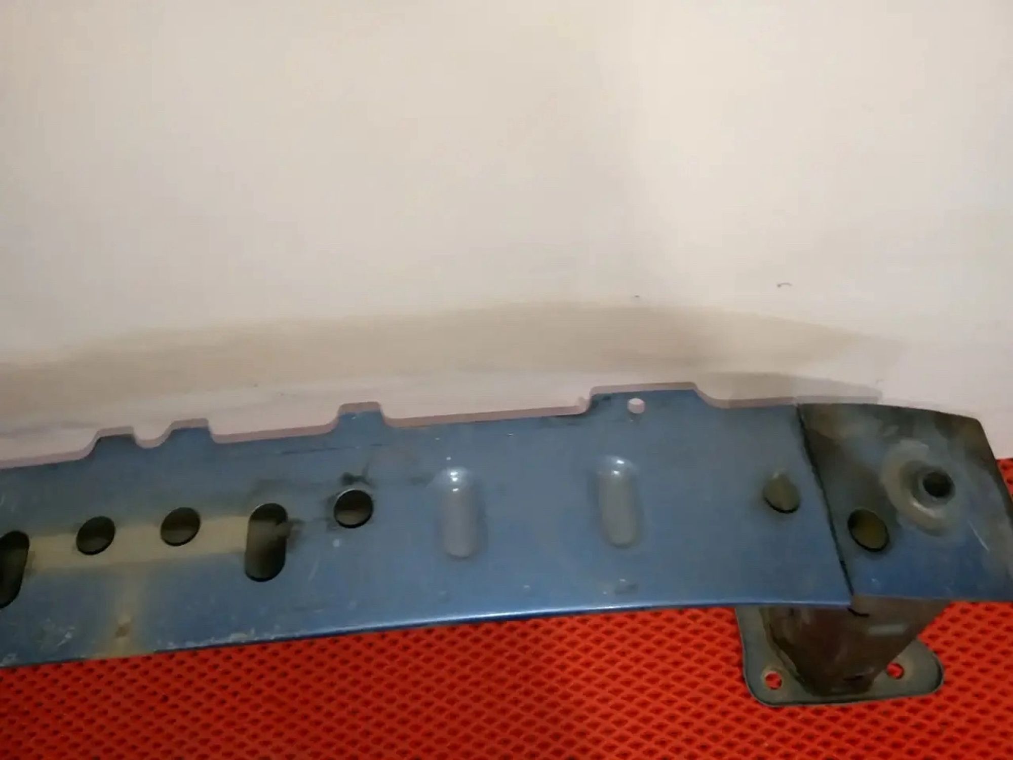 https://ycs.partsauto.market/partsauto-images/thmbs/userImages/a486c87f8955b6e25f9185efee619899/part/25e2f4c6-0327-403d-b0d1-b85b95632152_1778603375490.jpg