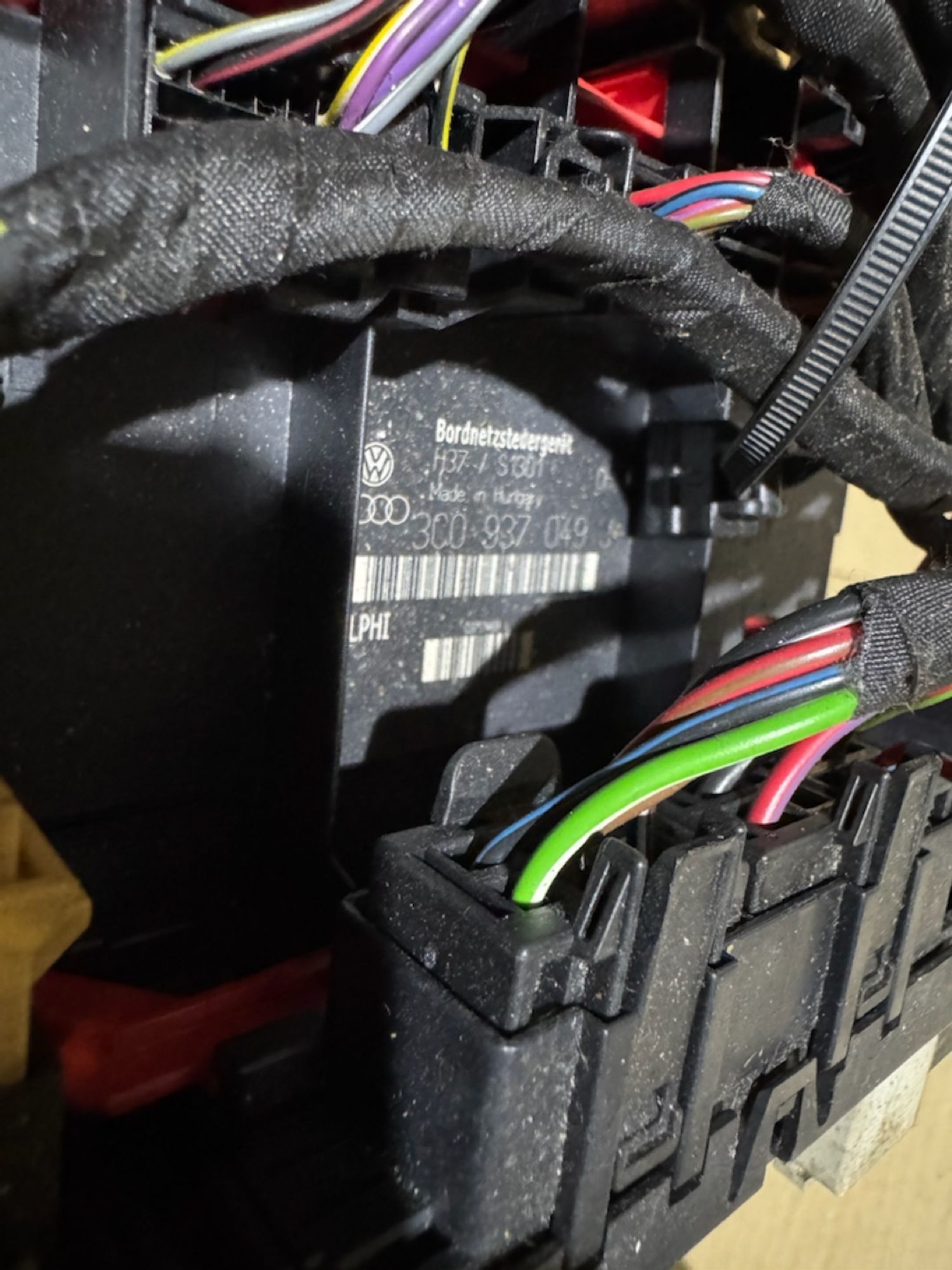 https://ycs.partsauto.market/partsauto-images/thmbs/userImages/a486c87f8955b6e25f9185efee619899/part/263677c9-e7d4-4c97-b948-c6bfc1dec58c_1786778648779.jpg