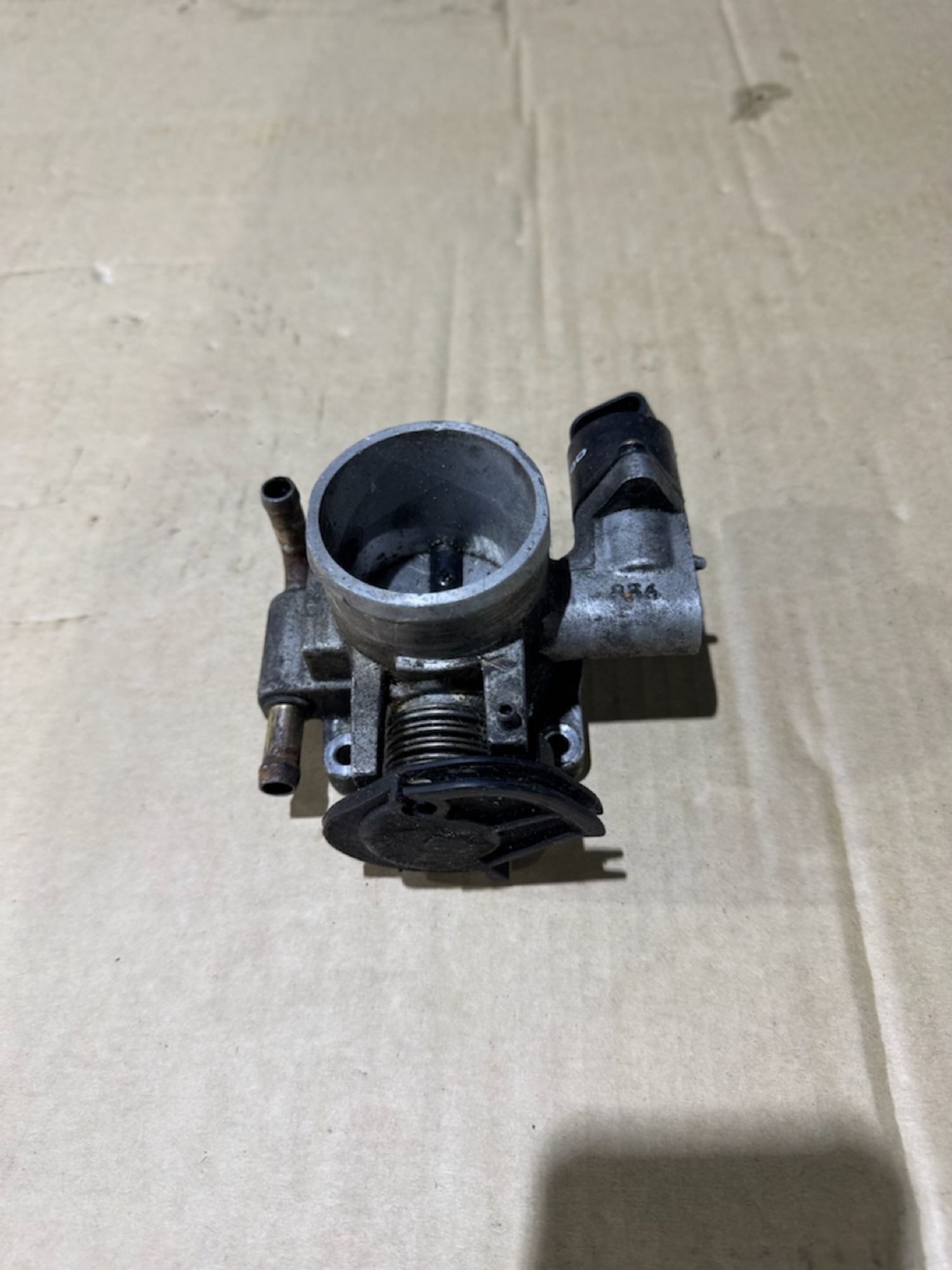 https://ycs.partsauto.market/partsauto-images/thmbs/userImages/a486c87f8955b6e25f9185efee619899/part/271bc632-6f24-462f-9662-68c5ea3dd7d6_1783274545772.jpg