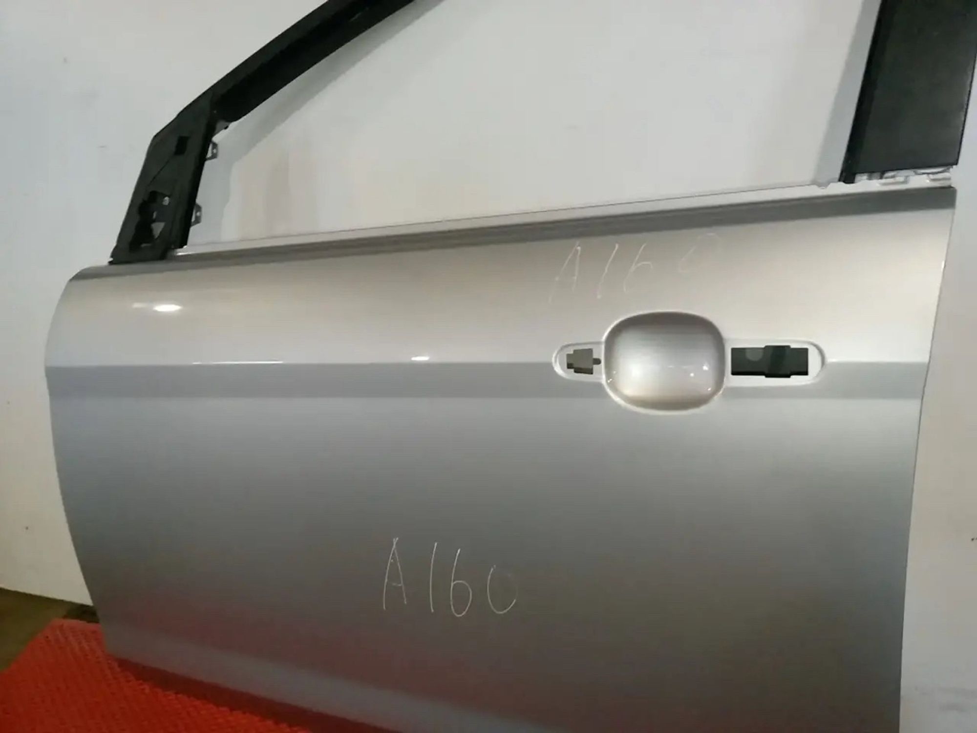 https://ycs.partsauto.market/partsauto-images/thmbs/userImages/a486c87f8955b6e25f9185efee619899/part/276db1ad-a9da-4cba-83e5-7ab7eb990a50_1779051631423.jpg