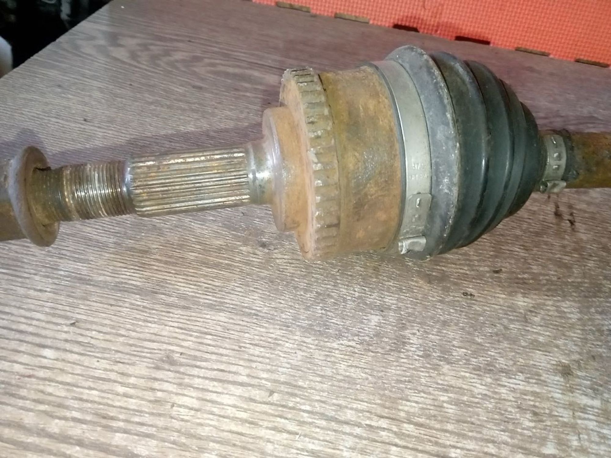 https://ycs.partsauto.market/partsauto-images/thmbs/userImages/a486c87f8955b6e25f9185efee619899/part/289ec3ea-64cc-4953-9a9e-90932280464a_1775856278681.jpg