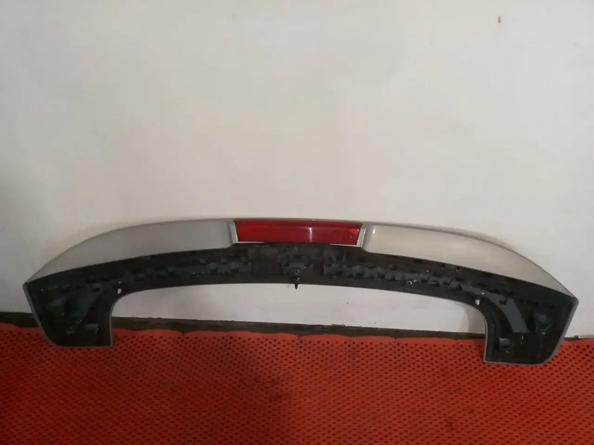 https://ycs.partsauto.market/partsauto-images/thmbs/userImages/a486c87f8955b6e25f9185efee619899/part/2a95c3cc-3639-4db0-ad87-4f2b8b5df33d_1780044066110.jpg