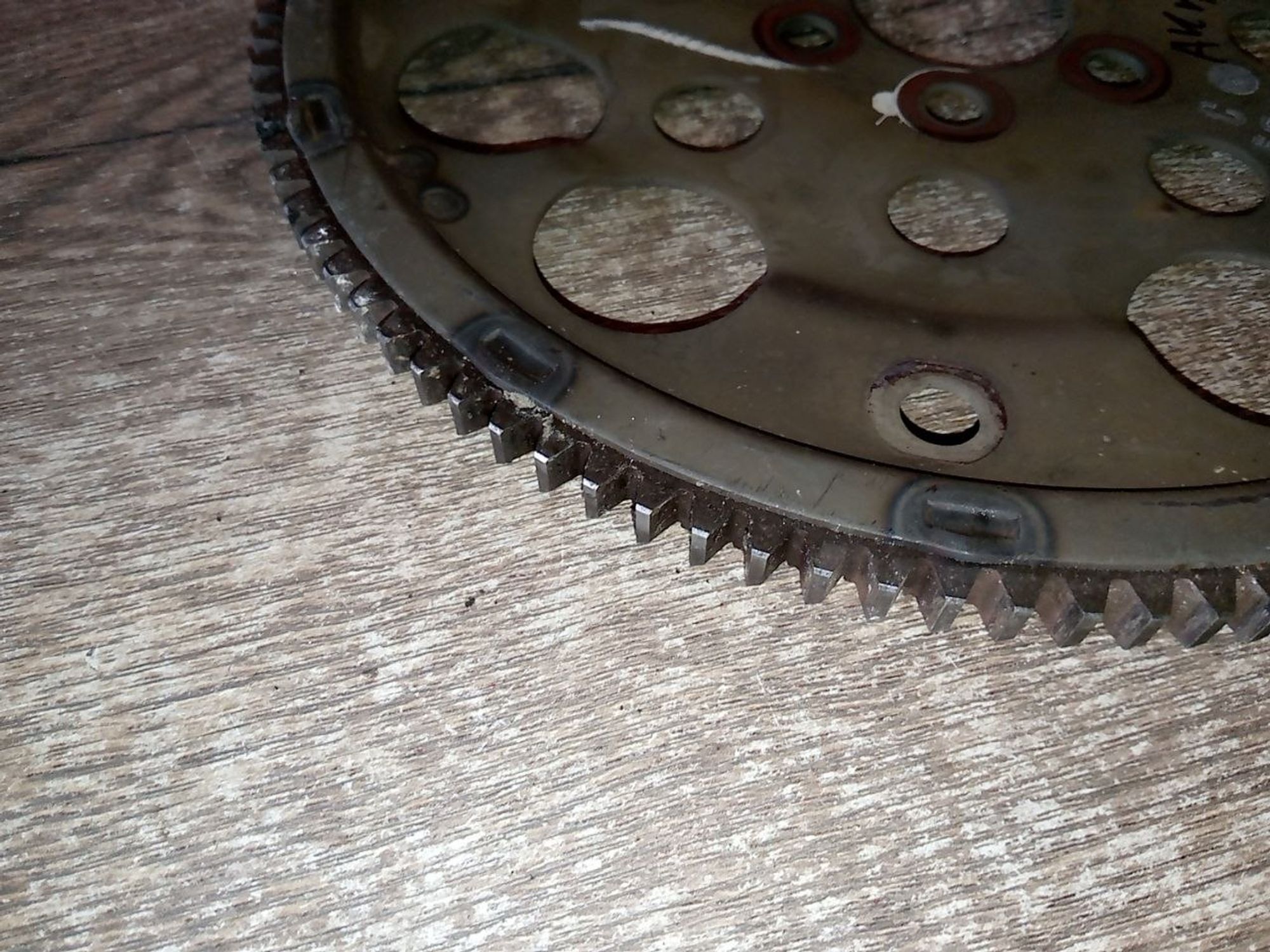 https://ycs.partsauto.market/partsauto-images/thmbs/userImages/a486c87f8955b6e25f9185efee619899/part/2ab8a360-624e-42f4-967c-e87896ba99c0_1775856117458.jpg