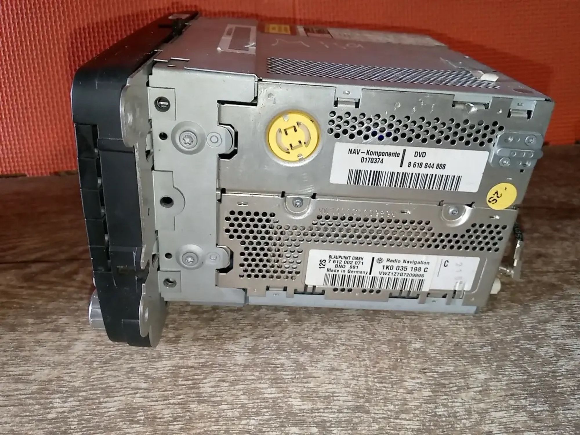 https://ycs.partsauto.market/partsauto-images/thmbs/userImages/a486c87f8955b6e25f9185efee619899/part/2b9c43f7-54df-40a2-8c40-91e312be597c_1786528105914.jpg