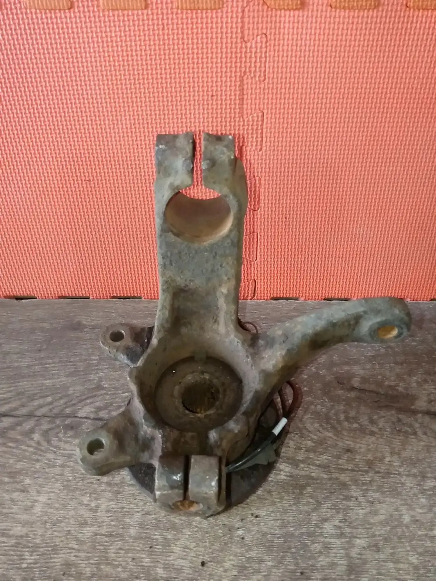 https://ycs.partsauto.market/partsauto-images/thmbs/userImages/a486c87f8955b6e25f9185efee619899/part/2c8d973f-620e-4244-99b6-5b0bed9f1a22_1775854663829.jpg