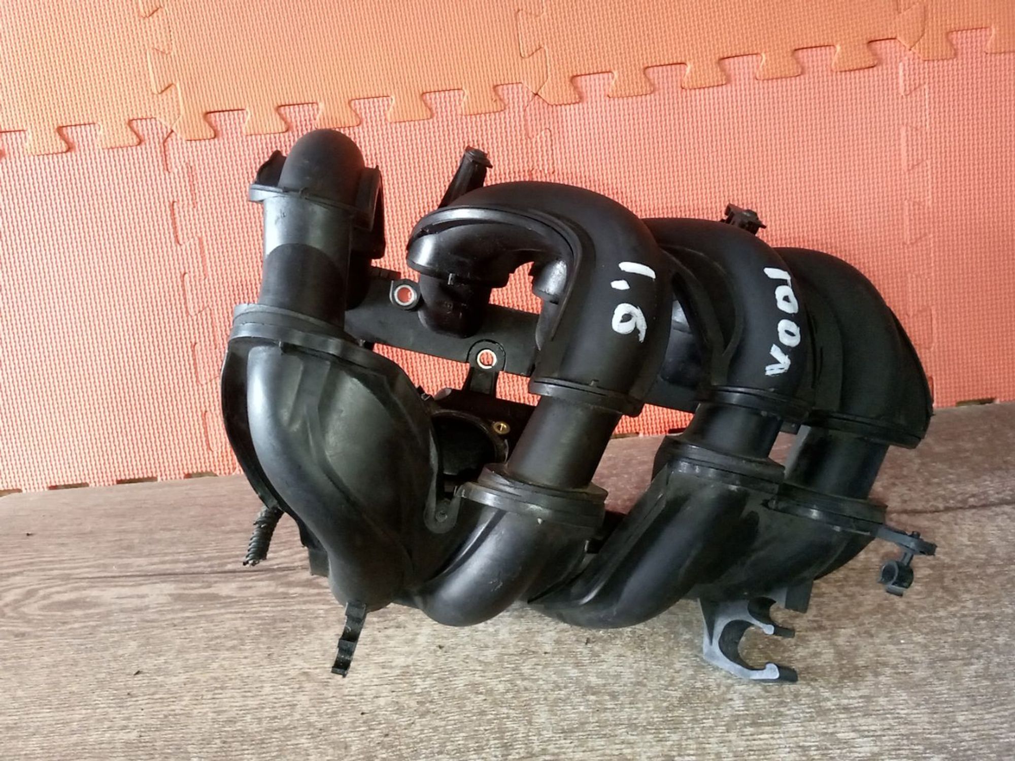 https://ycs.partsauto.market/partsauto-images/thmbs/userImages/a486c87f8955b6e25f9185efee619899/part/2cdbfcbf-eca4-4aae-a6d8-6c56c1dec415_1782454209231.jpg