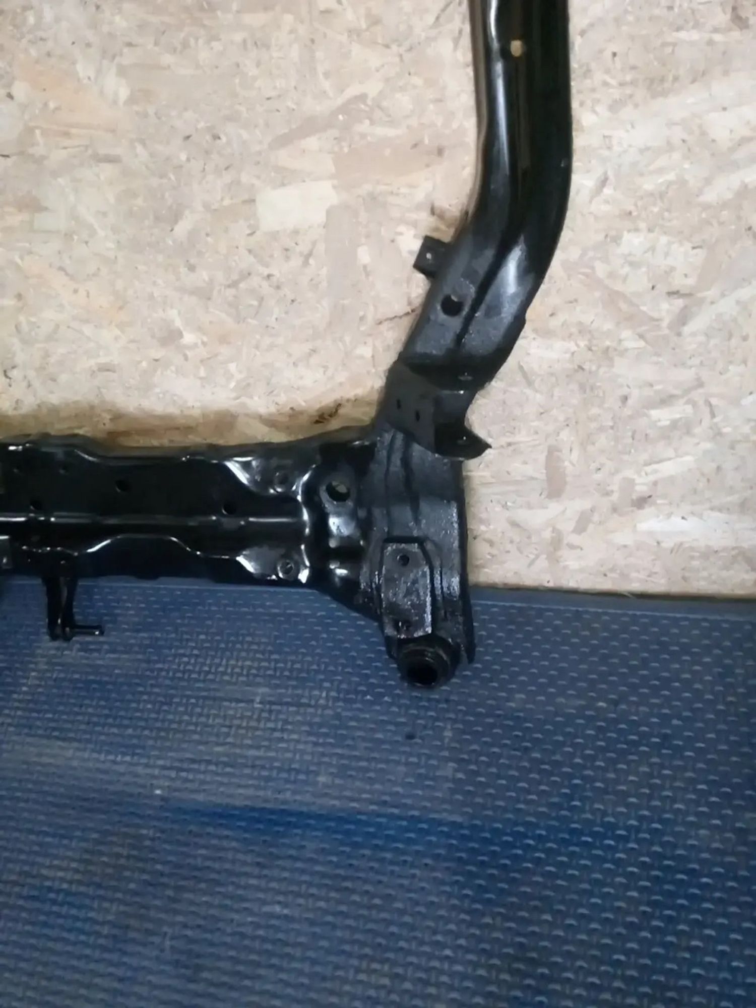 https://ycs.partsauto.market/partsauto-images/thmbs/userImages/a486c87f8955b6e25f9185efee619899/part/2ce05dcb-66df-4c6c-840c-30219c971981_1776666961424.jpg