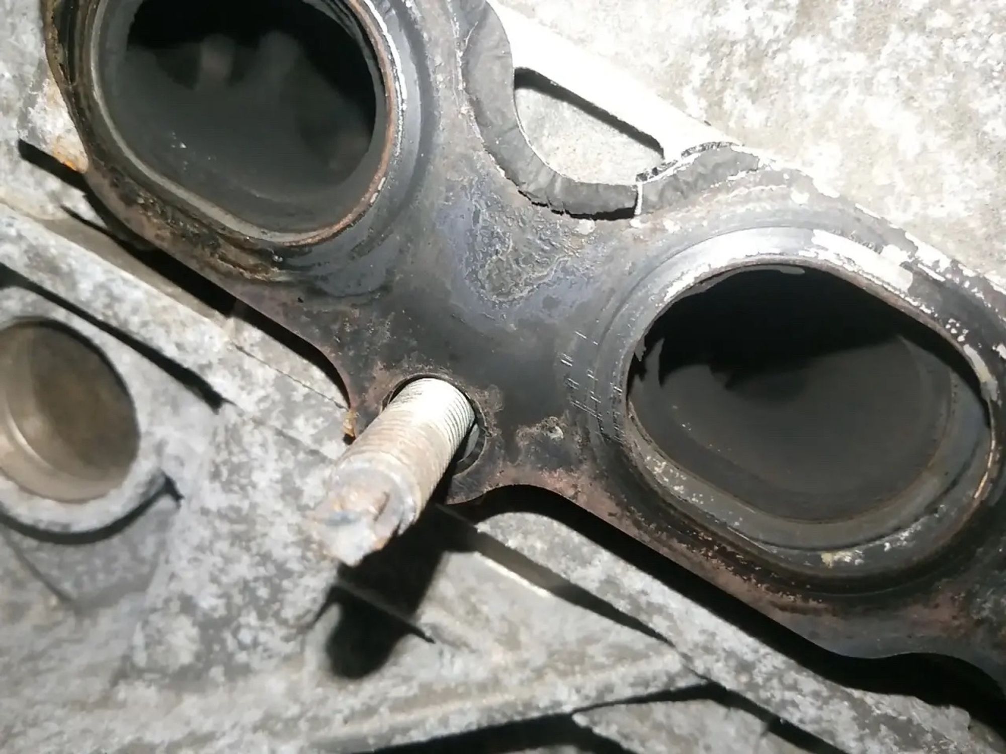 https://ycs.partsauto.market/partsauto-images/thmbs/userImages/a486c87f8955b6e25f9185efee619899/part/2e294872-3948-4636-9519-540482188a3f_1779344123023.jpg