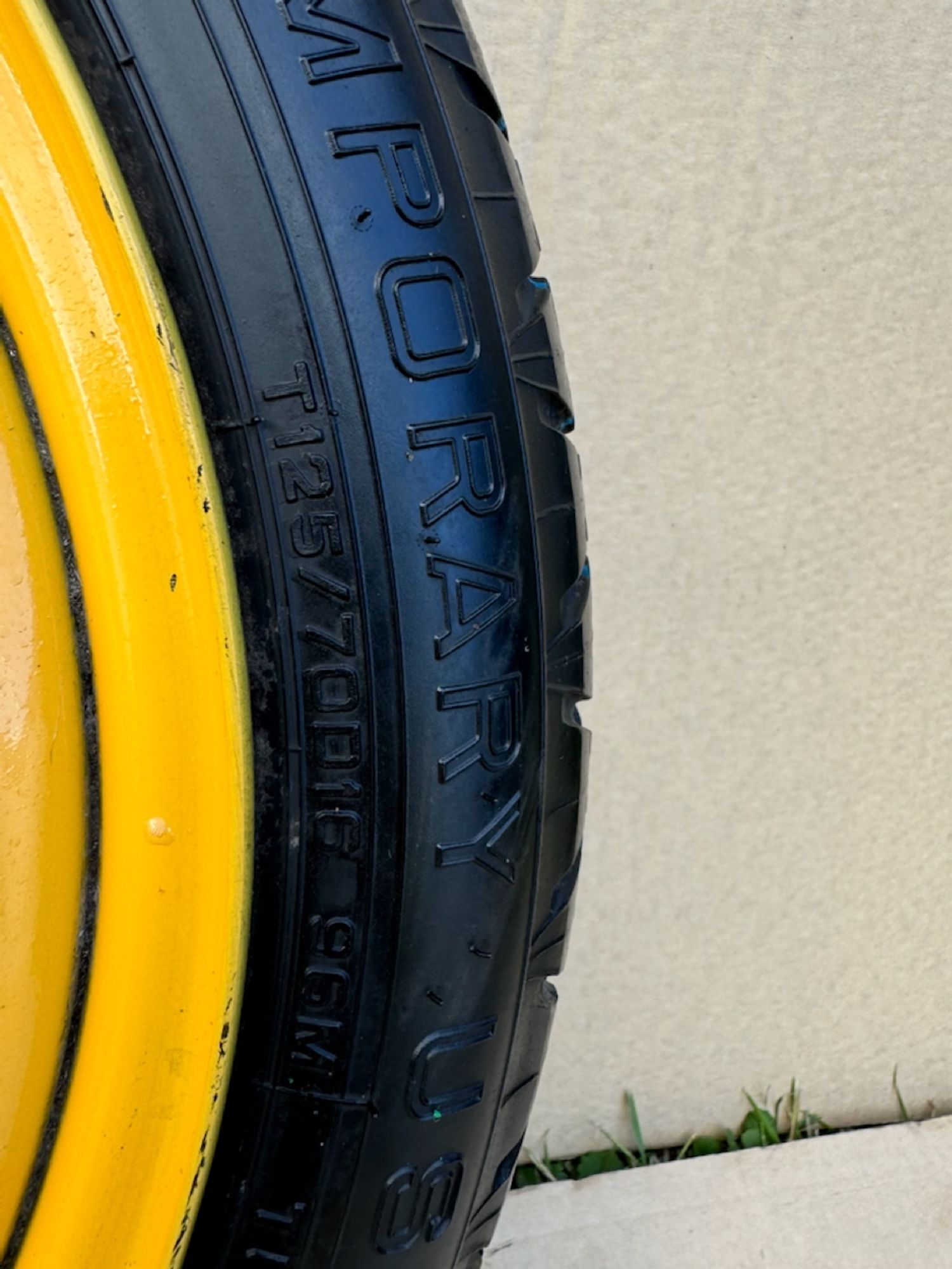 https://ycs.partsauto.market/partsauto-images/thmbs/userImages/a486c87f8955b6e25f9185efee619899/part/2f0dbe07-855d-4748-8d1d-14ea92254275_1784093724187.jpg