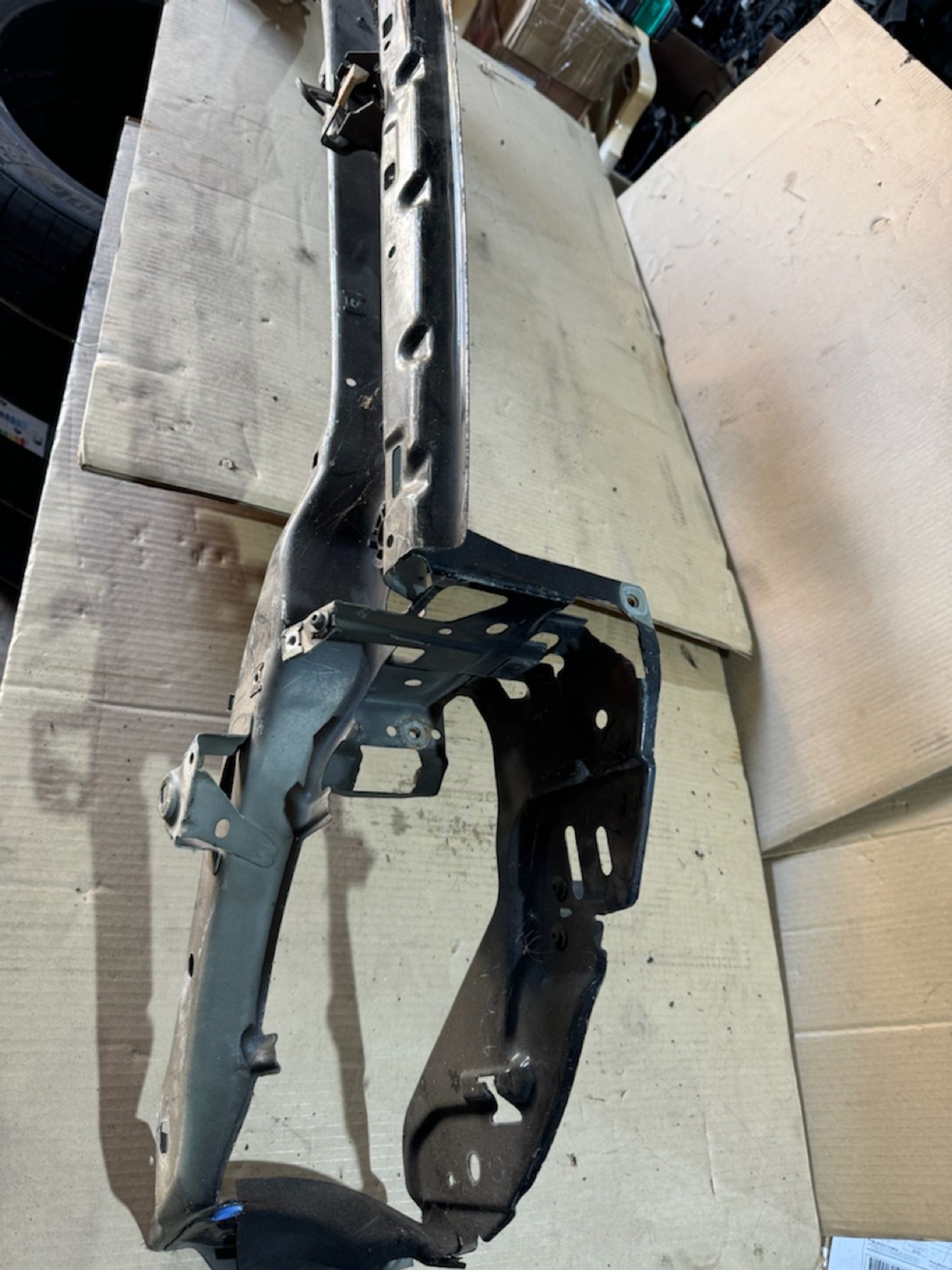 https://ycs.partsauto.market/partsauto-images/thmbs/userImages/a486c87f8955b6e25f9185efee619899/part/2fffced8-59ee-4655-a834-cbf9265dcdae_1775854612886.jpg