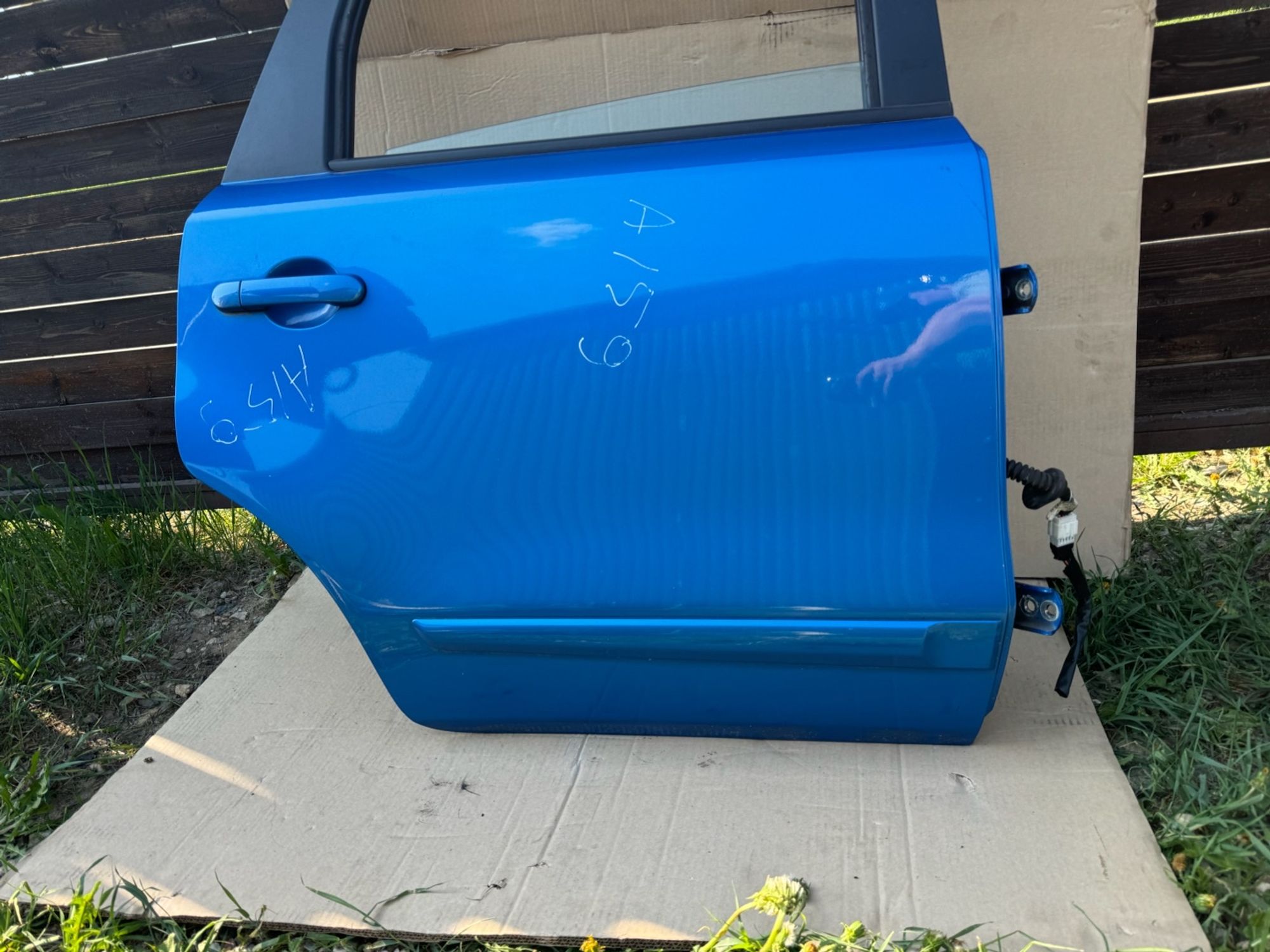 https://ycs.partsauto.market/partsauto-images/thmbs/userImages/a486c87f8955b6e25f9185efee619899/part/302a281b-7349-4481-a781-c2d06523f8a4_1779789026648.jpg