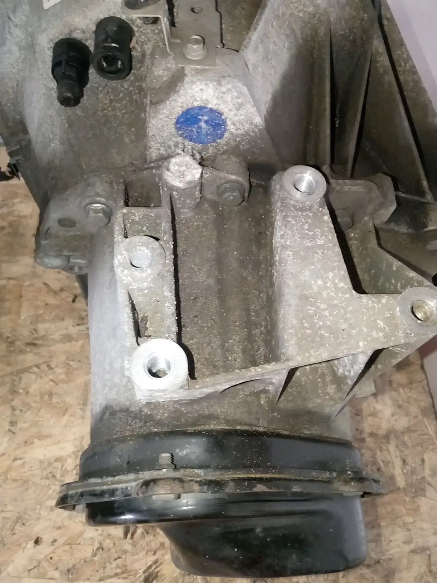https://ycs.partsauto.market/partsauto-images/thmbs/userImages/a486c87f8955b6e25f9185efee619899/part/307e81a3-a33b-4345-89d8-920931a63964_1779793179306.jpg